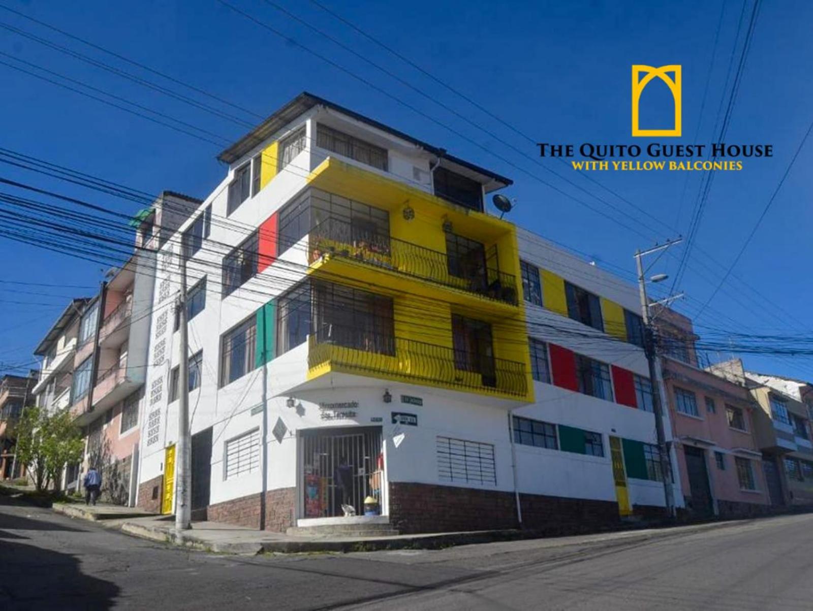 The Quito Guest House with Yellow Balconies for Travellers