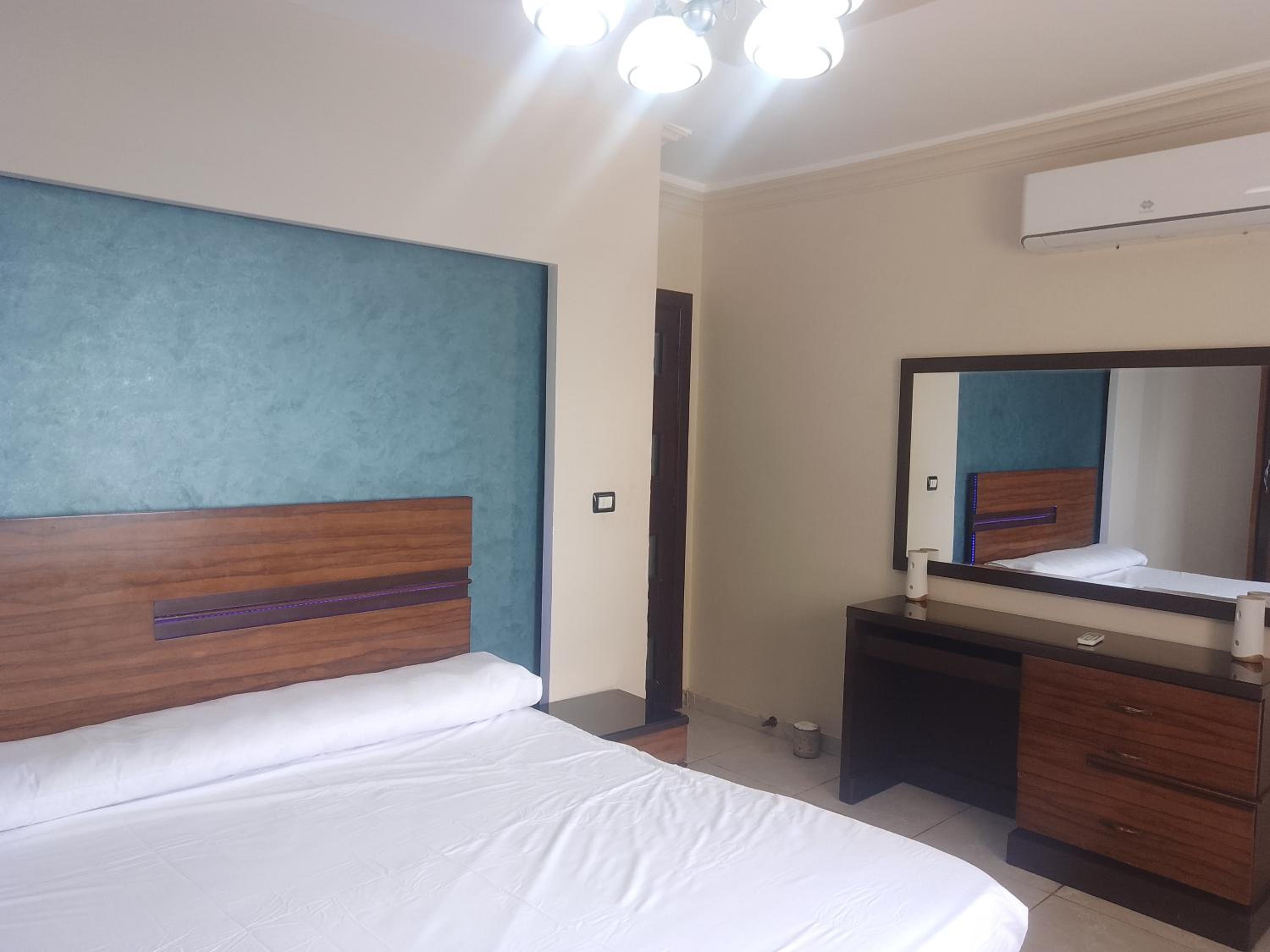 Paradise Condo Seaview -Families Only