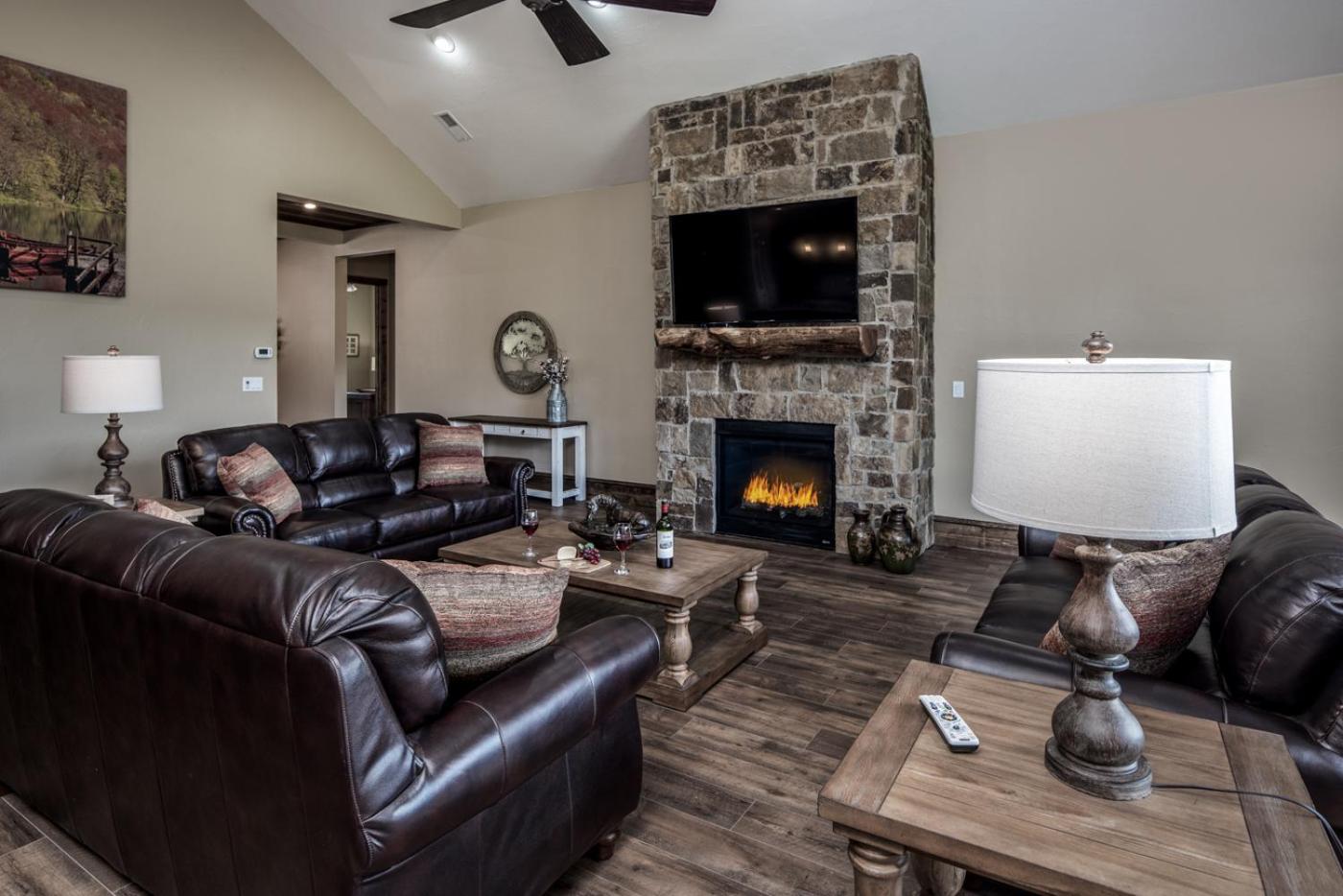 Grindstone Lake Lodge