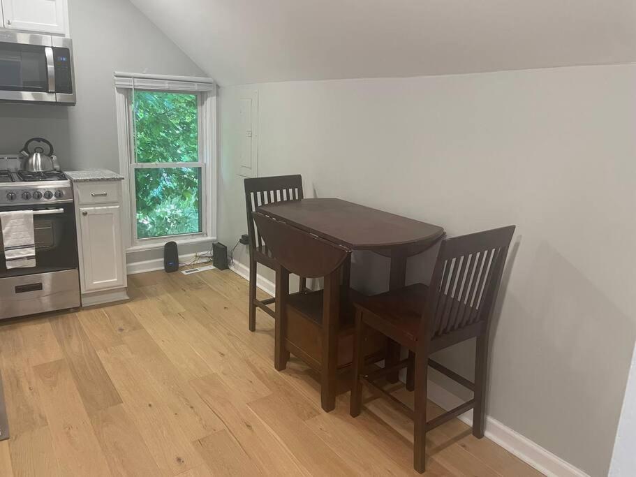 Walkable Allentown Downtown Gem with King Bed view 3