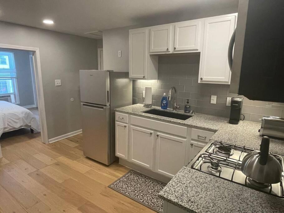 Walkable Allentown Downtown Gem with King Bed view 4