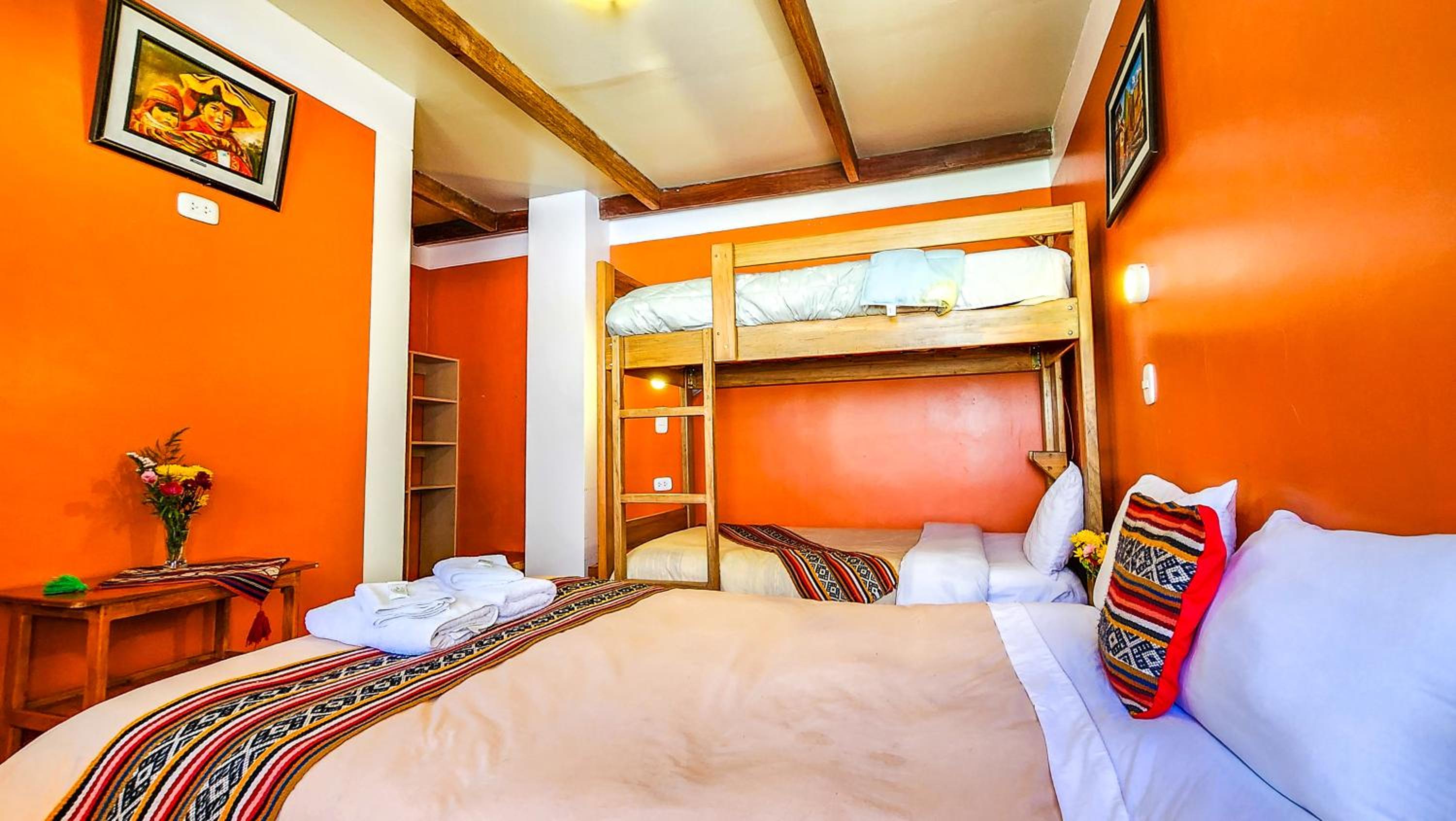 Peru Quechua's Lodge Ollantaytambo