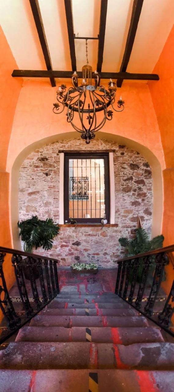 Hotel Mesón Santa Clara - Image 1