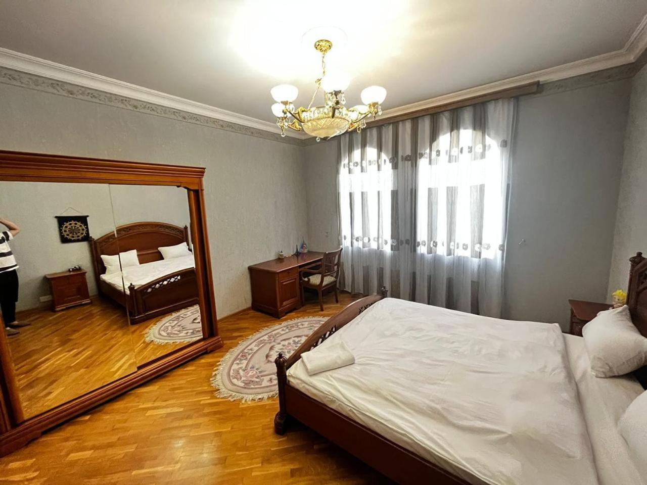 5 bedroom Villa for up to 10 people