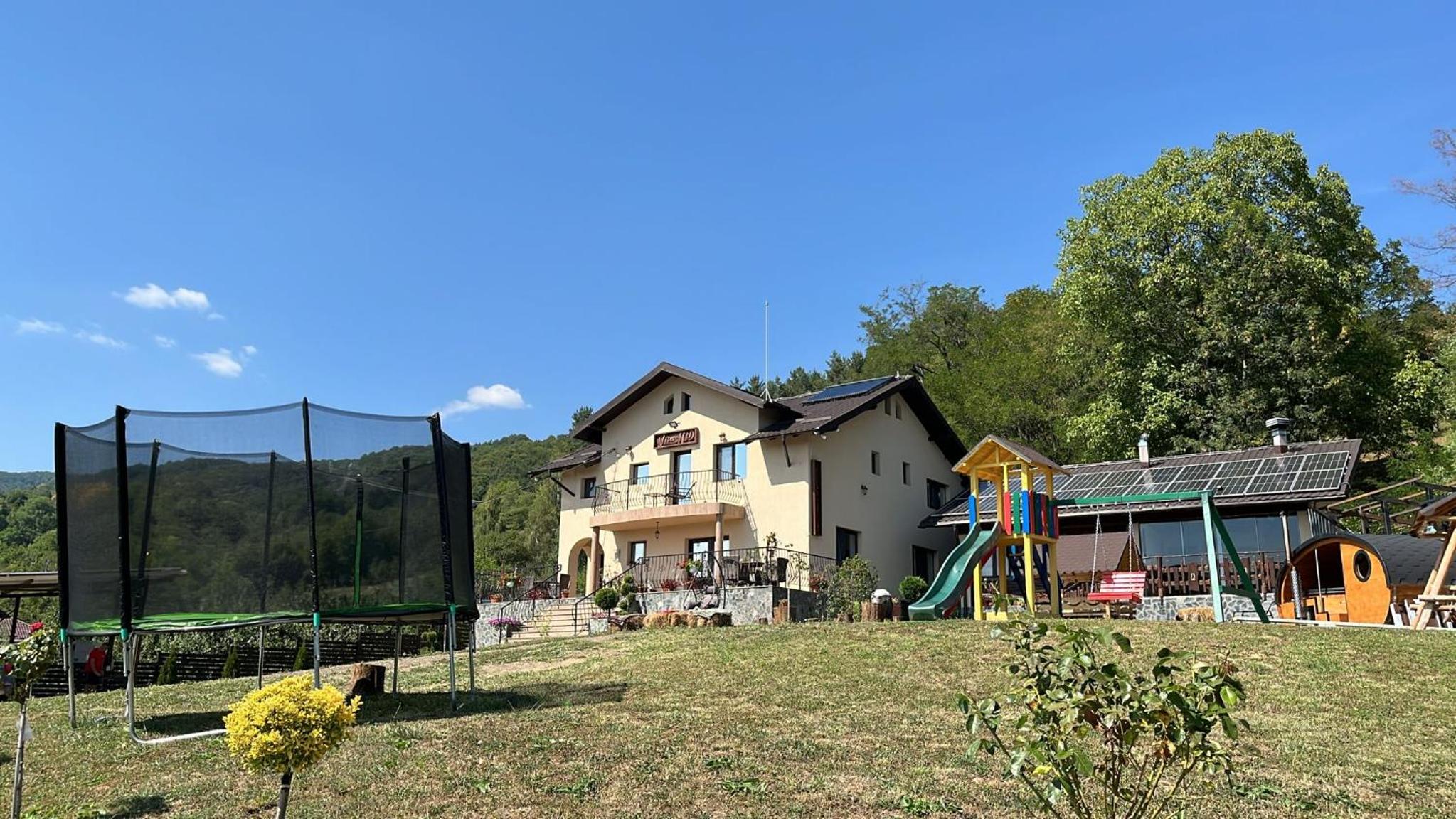 Photo 47