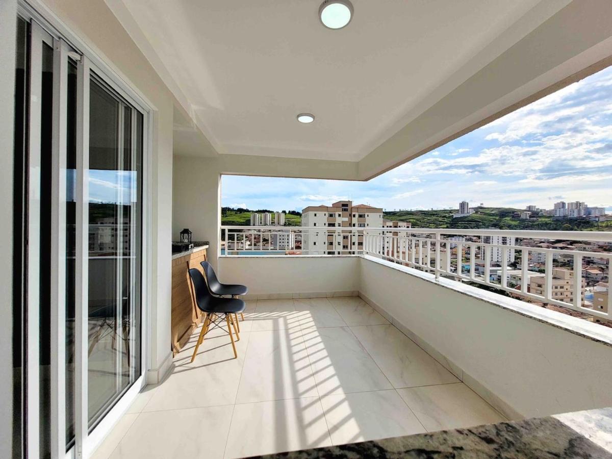 Hotel Duas suítes em apartamento luxuoso c/ área gourmet. - Image 1