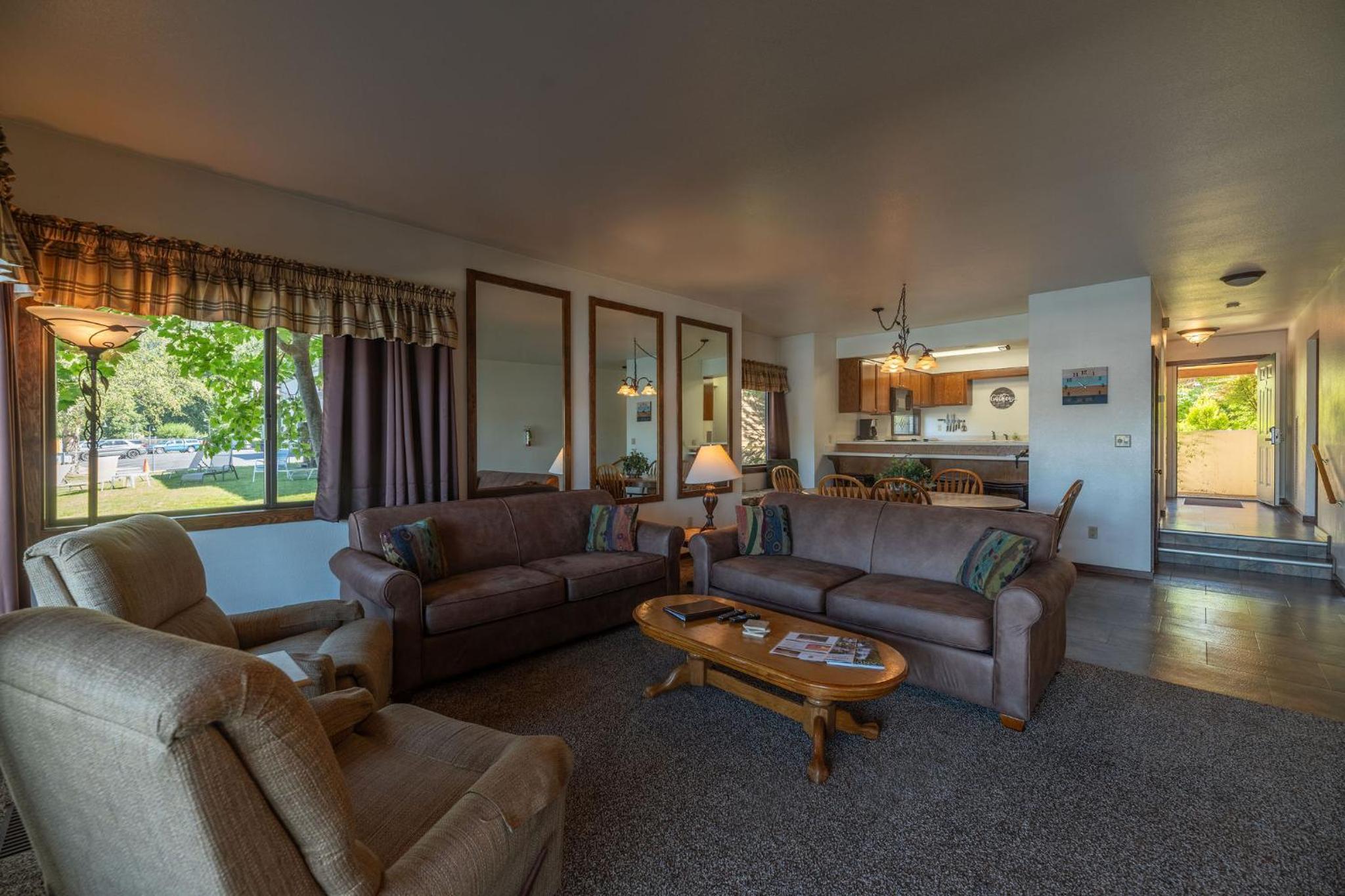 Sandpoint Vacations - Pend Oreille Shores Resort - Property Image 5