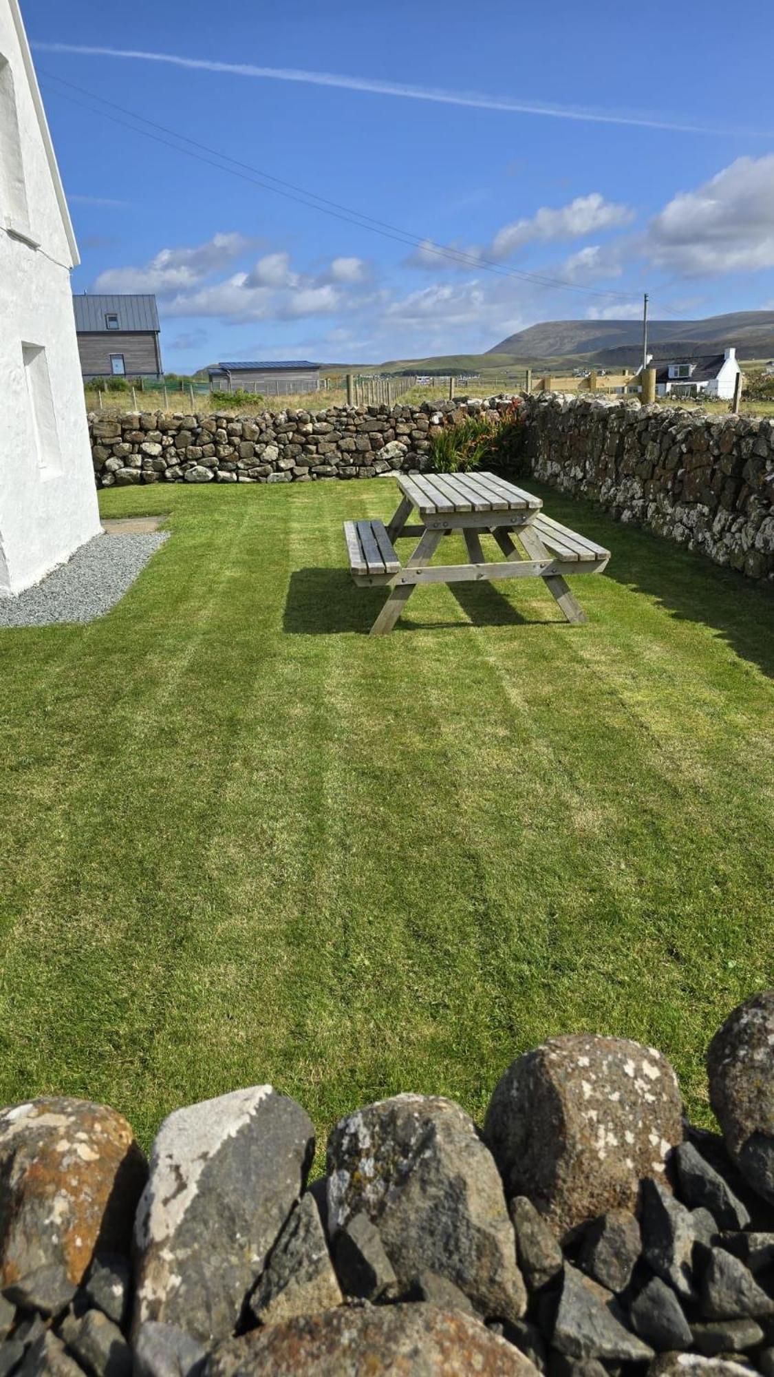 Cnoc Ruaraidh Cottage