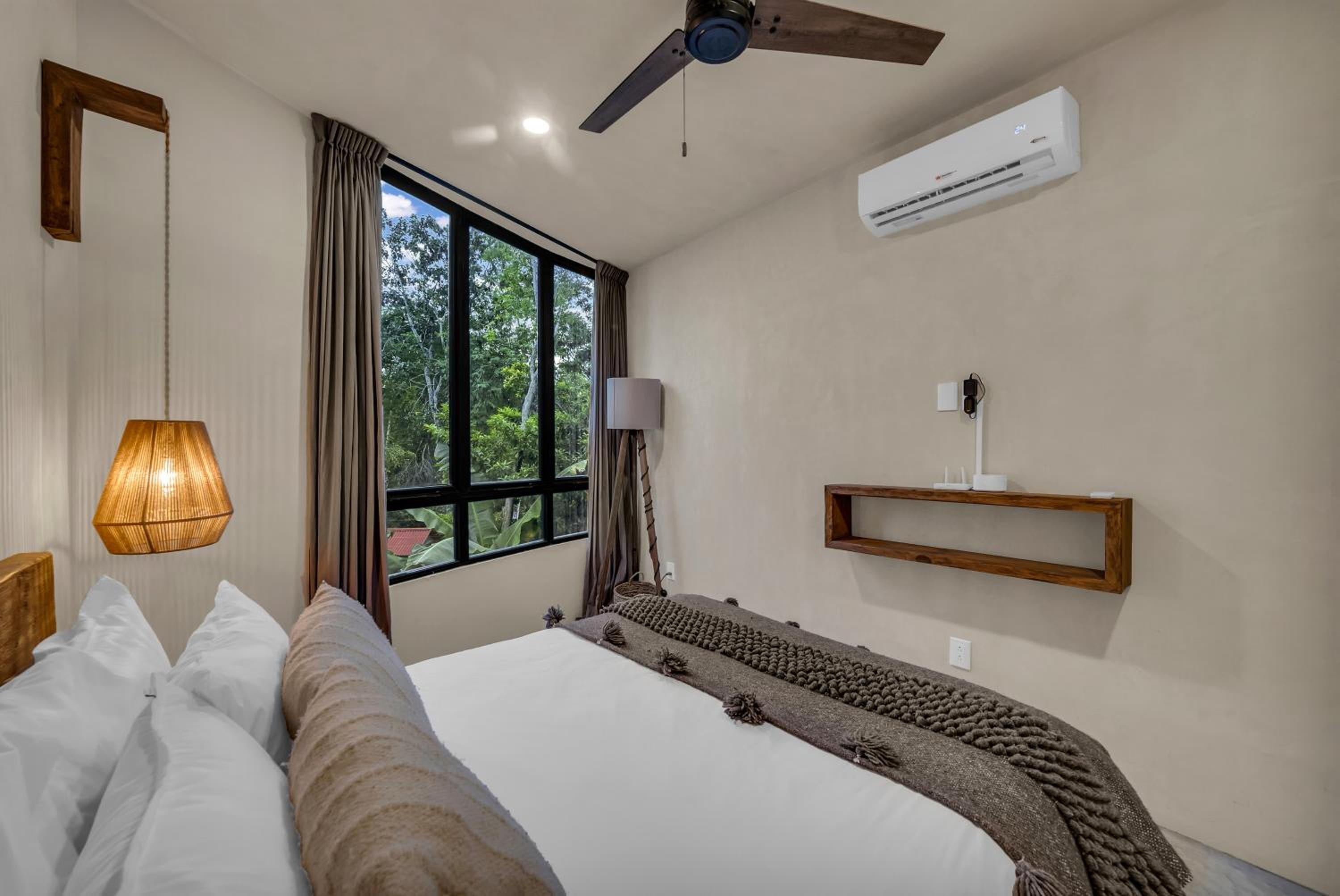 Photo 29