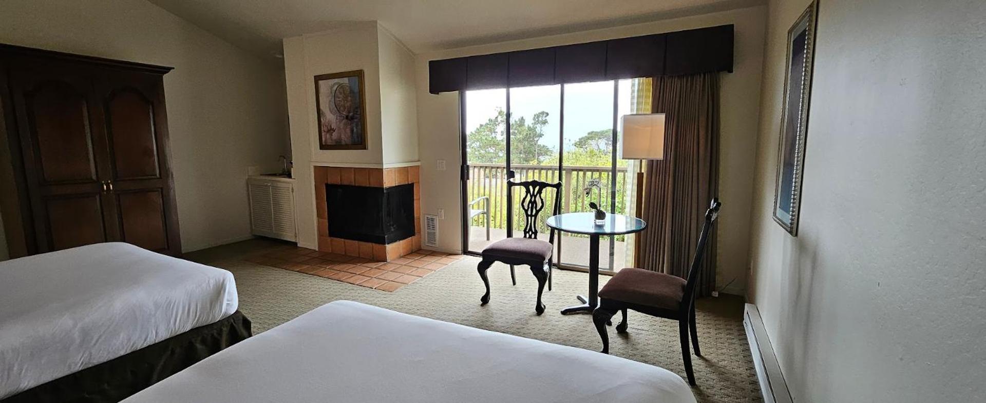 Monterey Vacations - Adobe Inn - Property Image 4