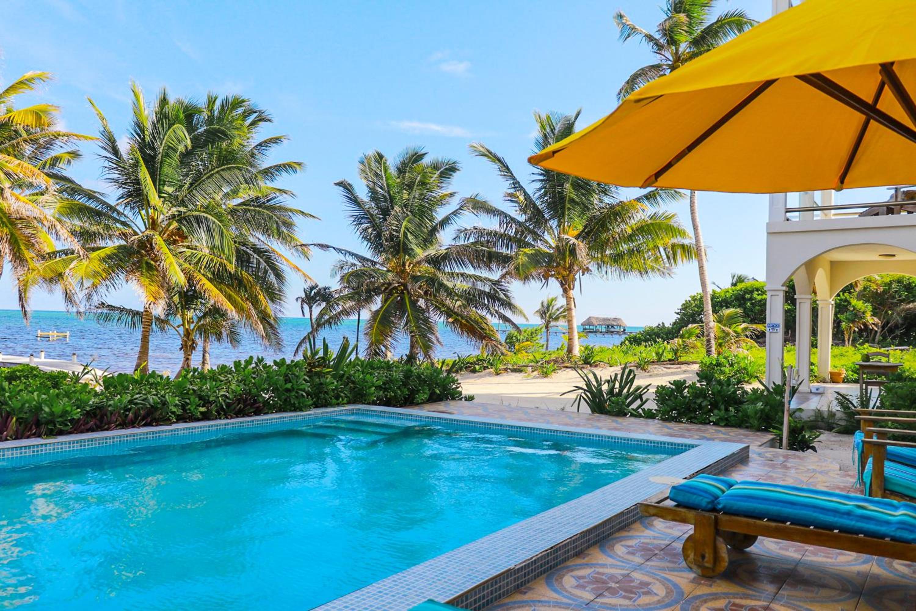 D1 at Blue Water Beach Villas