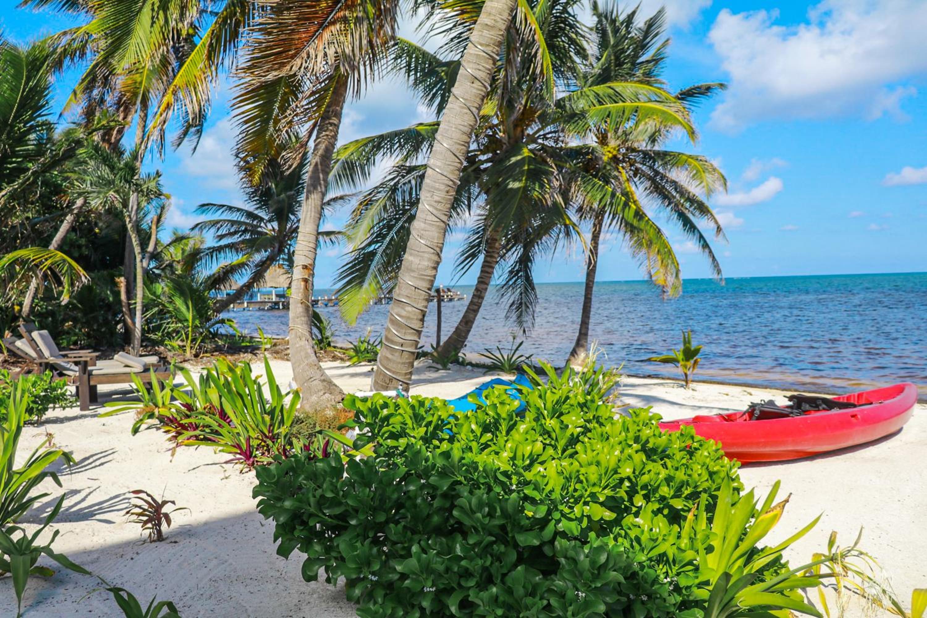 D1 at Blue Water Beach Villas