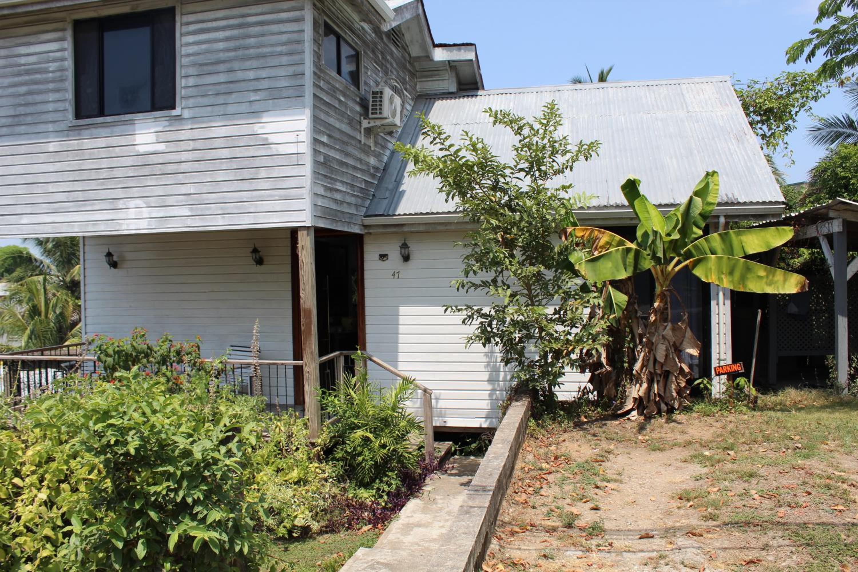 Belize Vacations - CAJOMA Villa 1 - Property Image 5