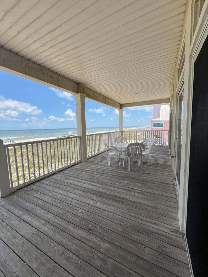 See Escape-Beachfront- East End SGI