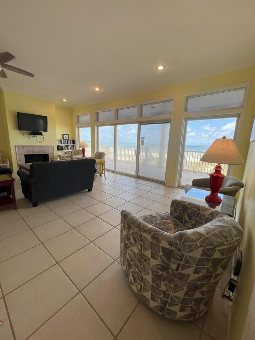 See Escape-Beachfront- East End SGI