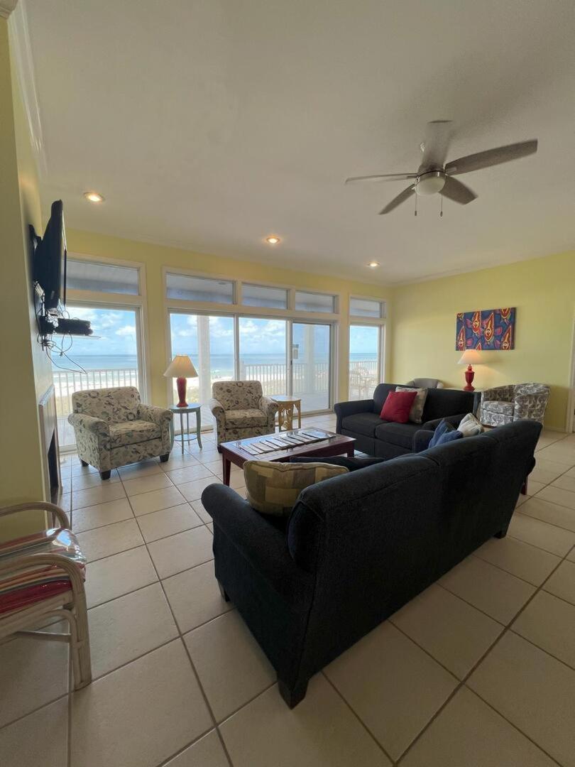 See Escape-Beachfront- East End SGI