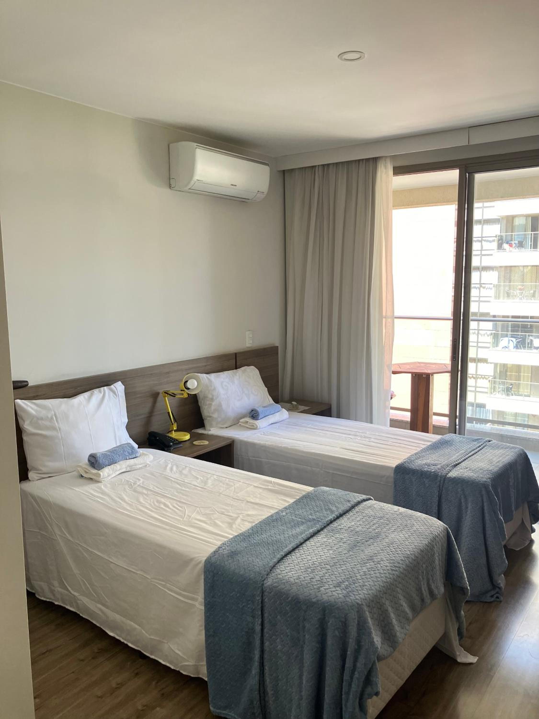 Suíte Reversível-Casal ou Solteiro-Via Premiere-Riocentro-Barra da Tijuca