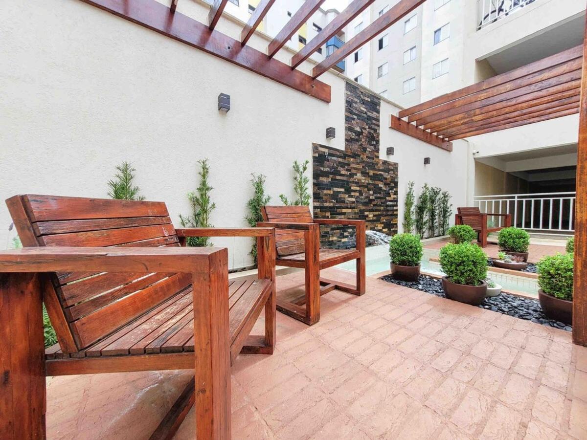 Hotel BEM no CeNtRo, cozinha completa, varanda e garagem - Image 1