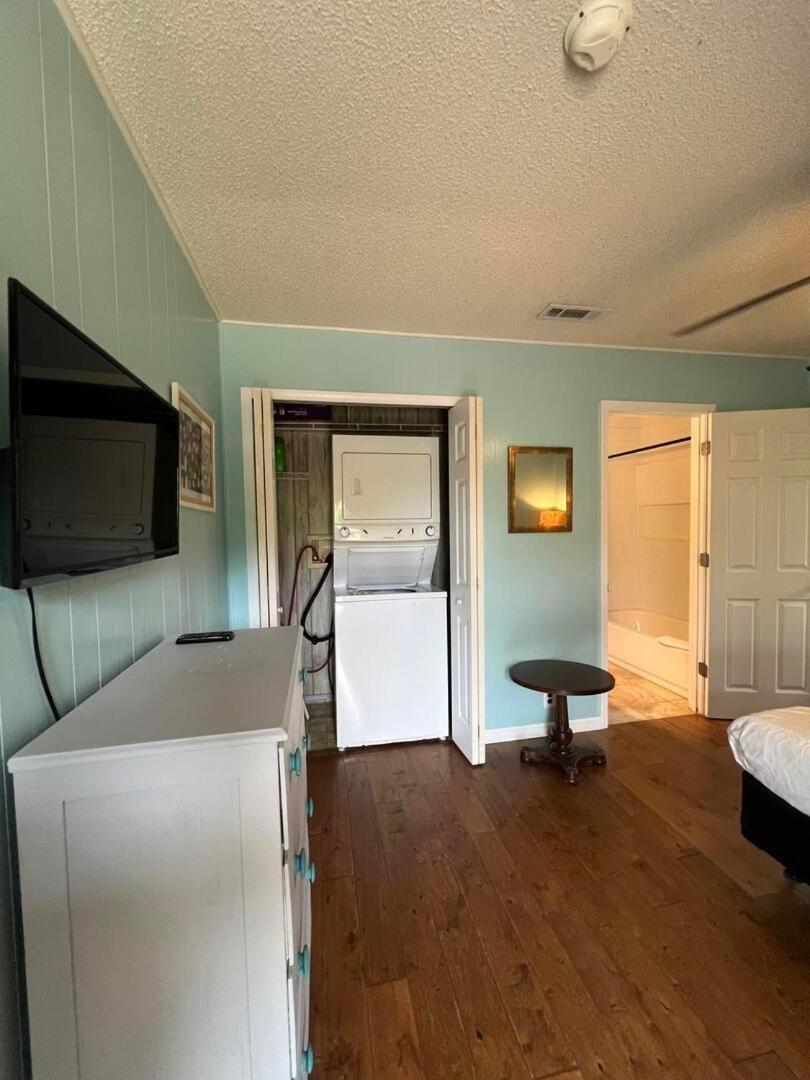 Our Anchor-Beach access, 3 BR, pet friendly