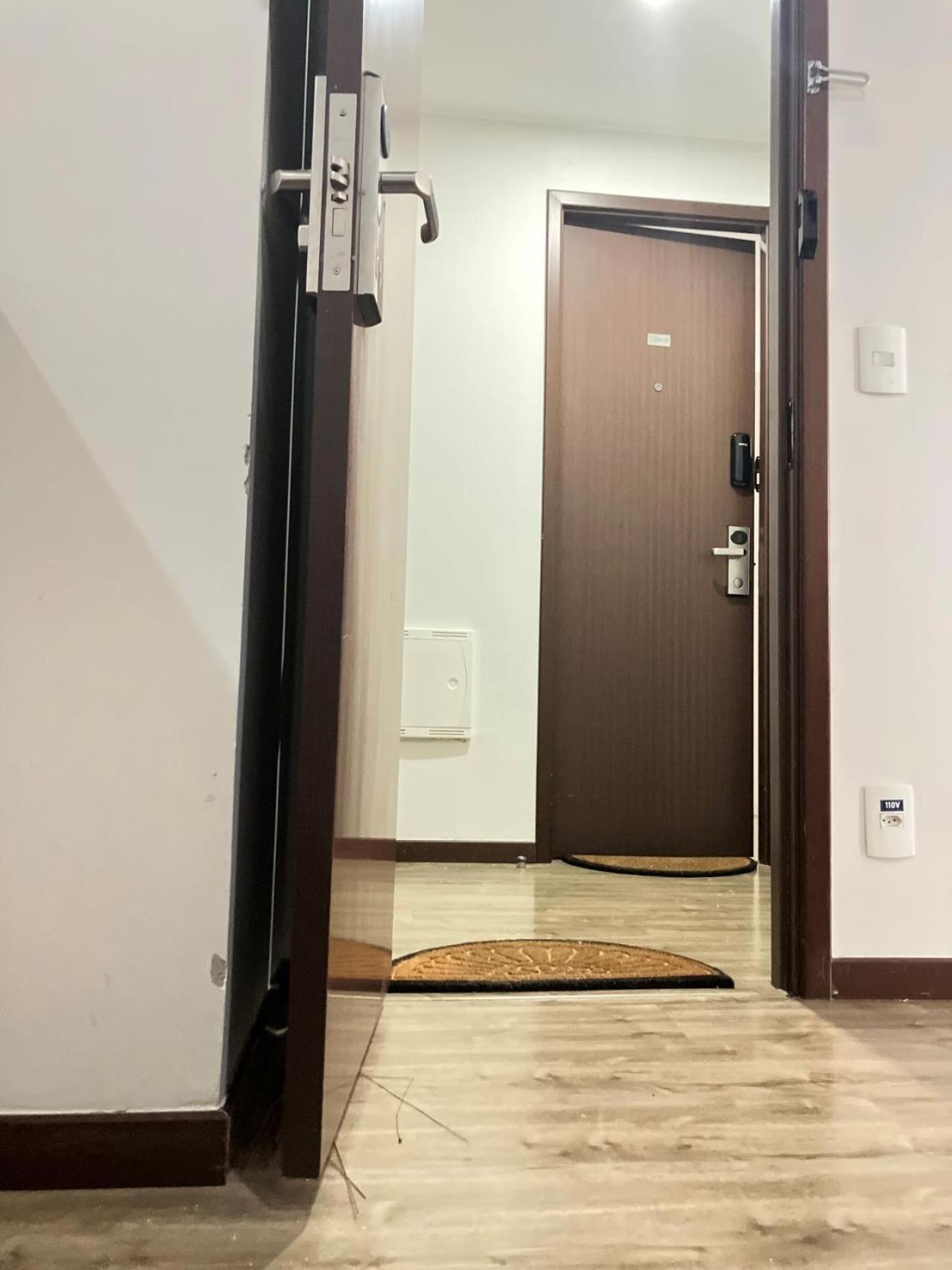 Suíte Reversível-Casal ou Solteiro-Via Premiere-Riocentro-Barra da Tijuca
