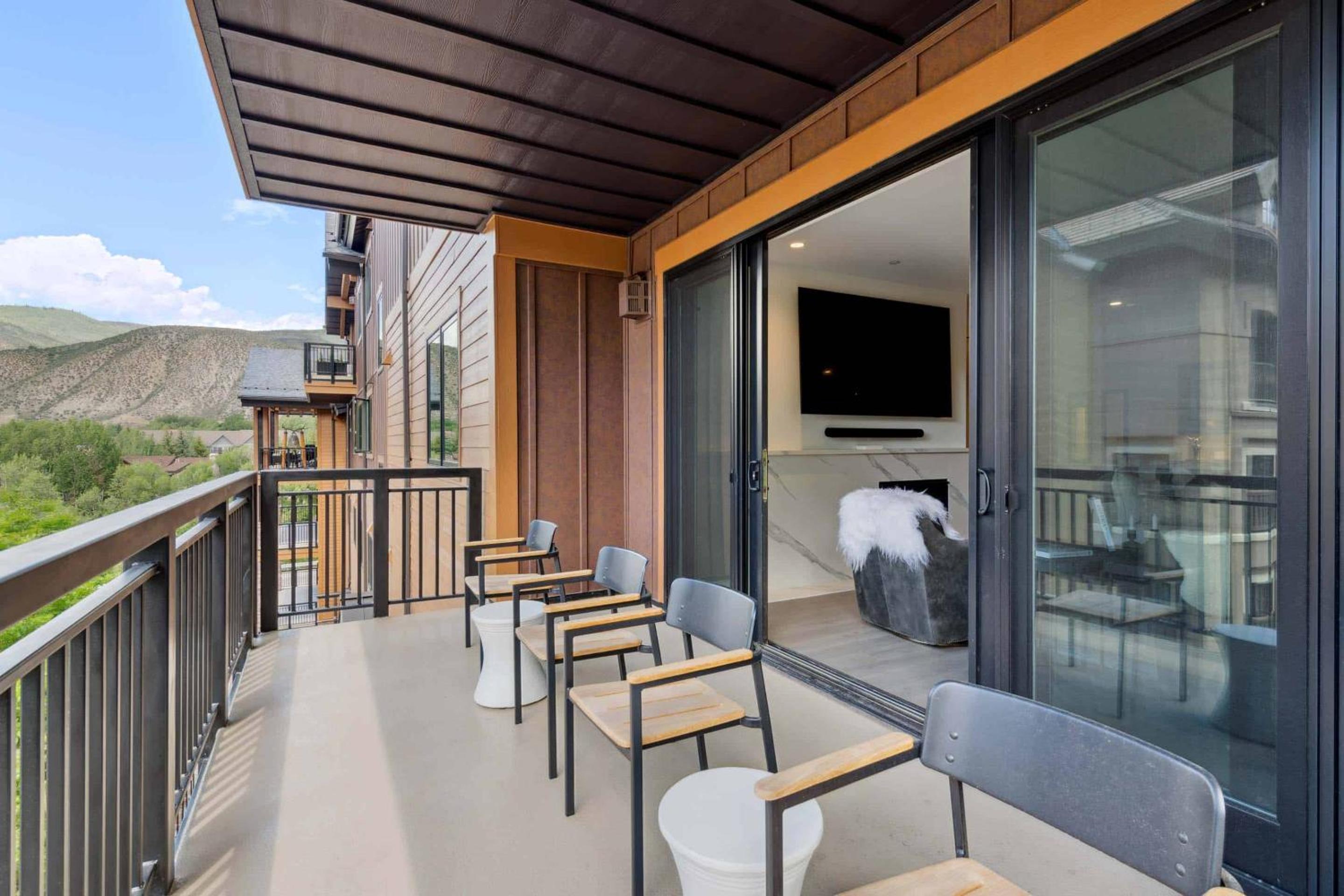 balance & terrace