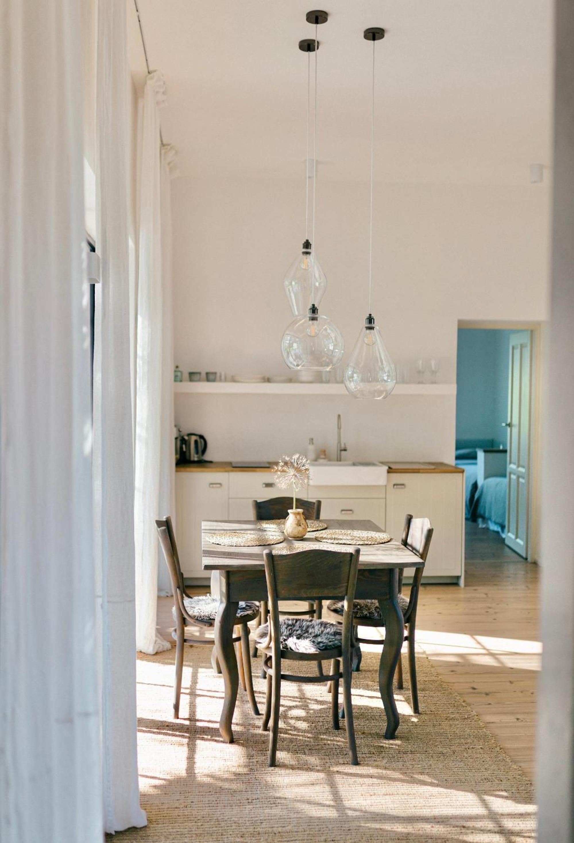 Ateliér v raji view 3