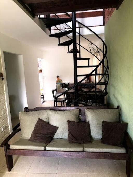 Casa com piscina privativa