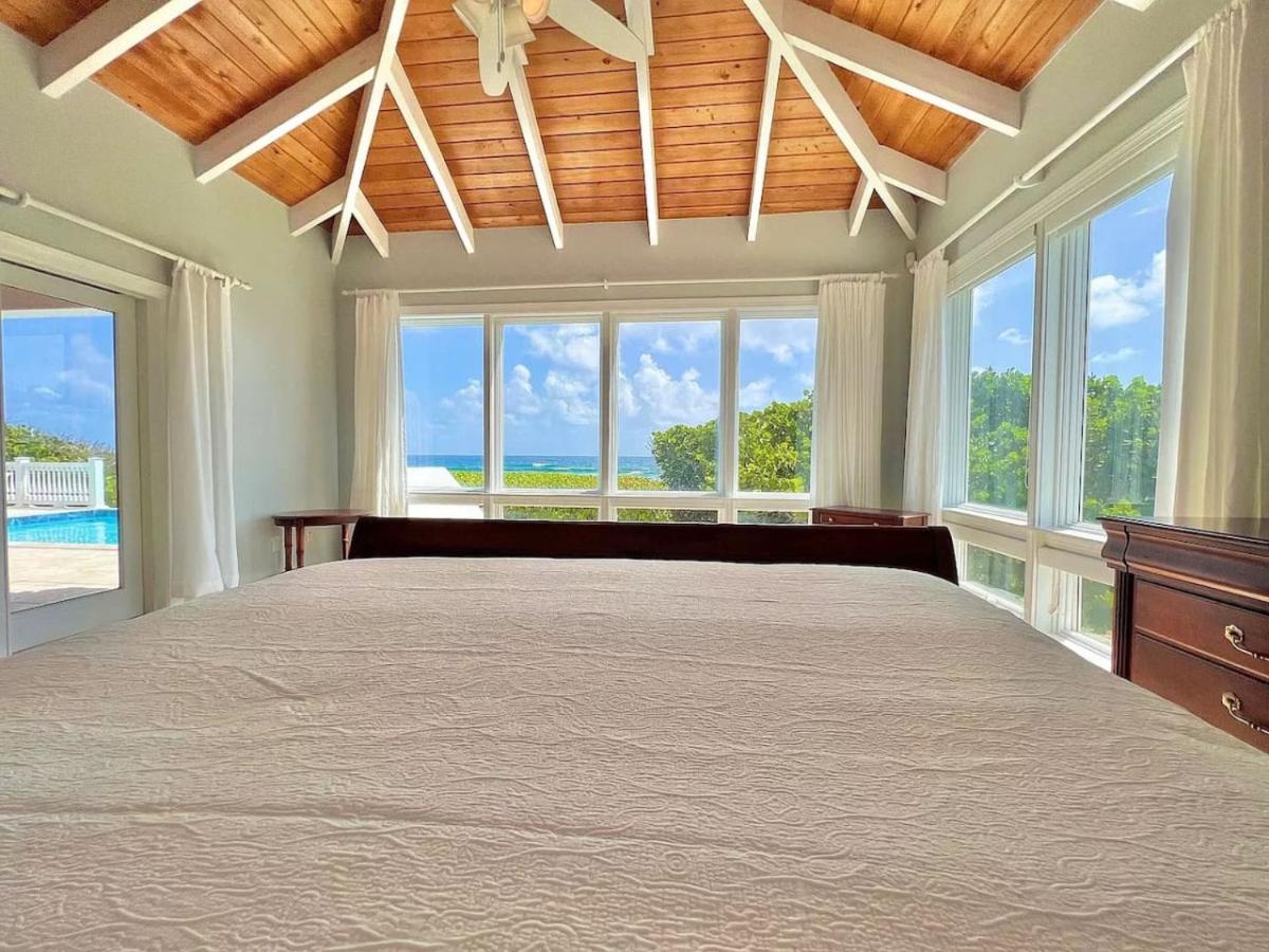 Toes in the Sand Beach House view 4