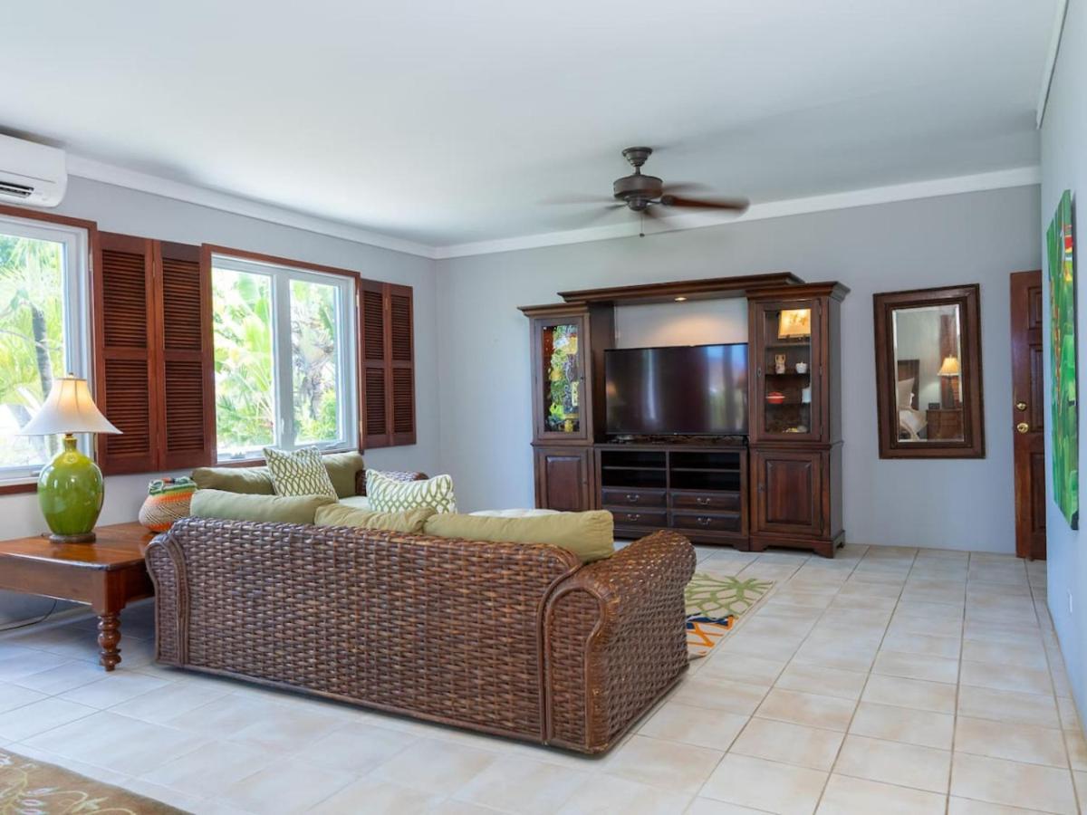 Betsy Jewel Caribbean Retreat