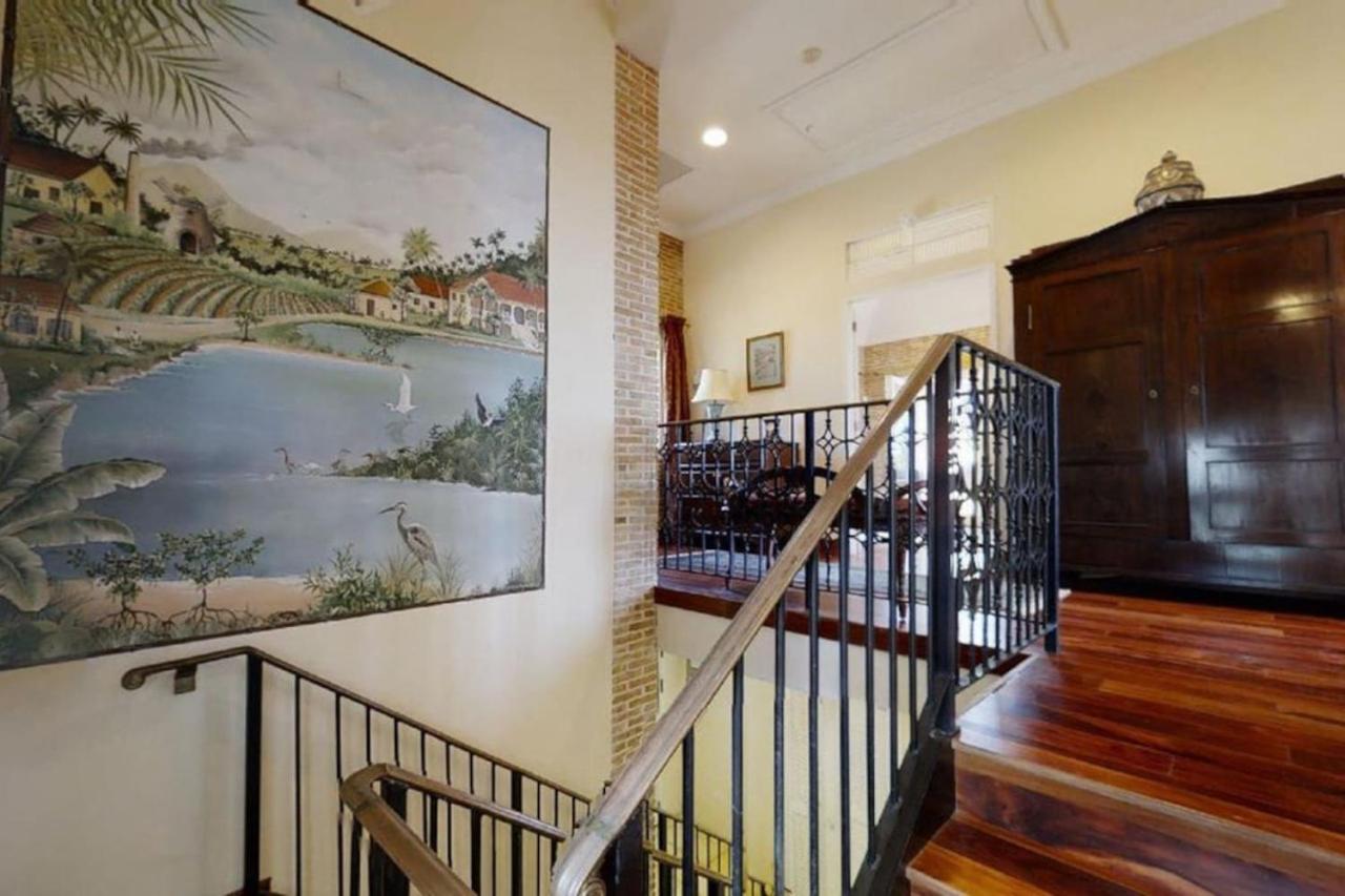 Historic and Beautiful Danish home in Downtown view 4