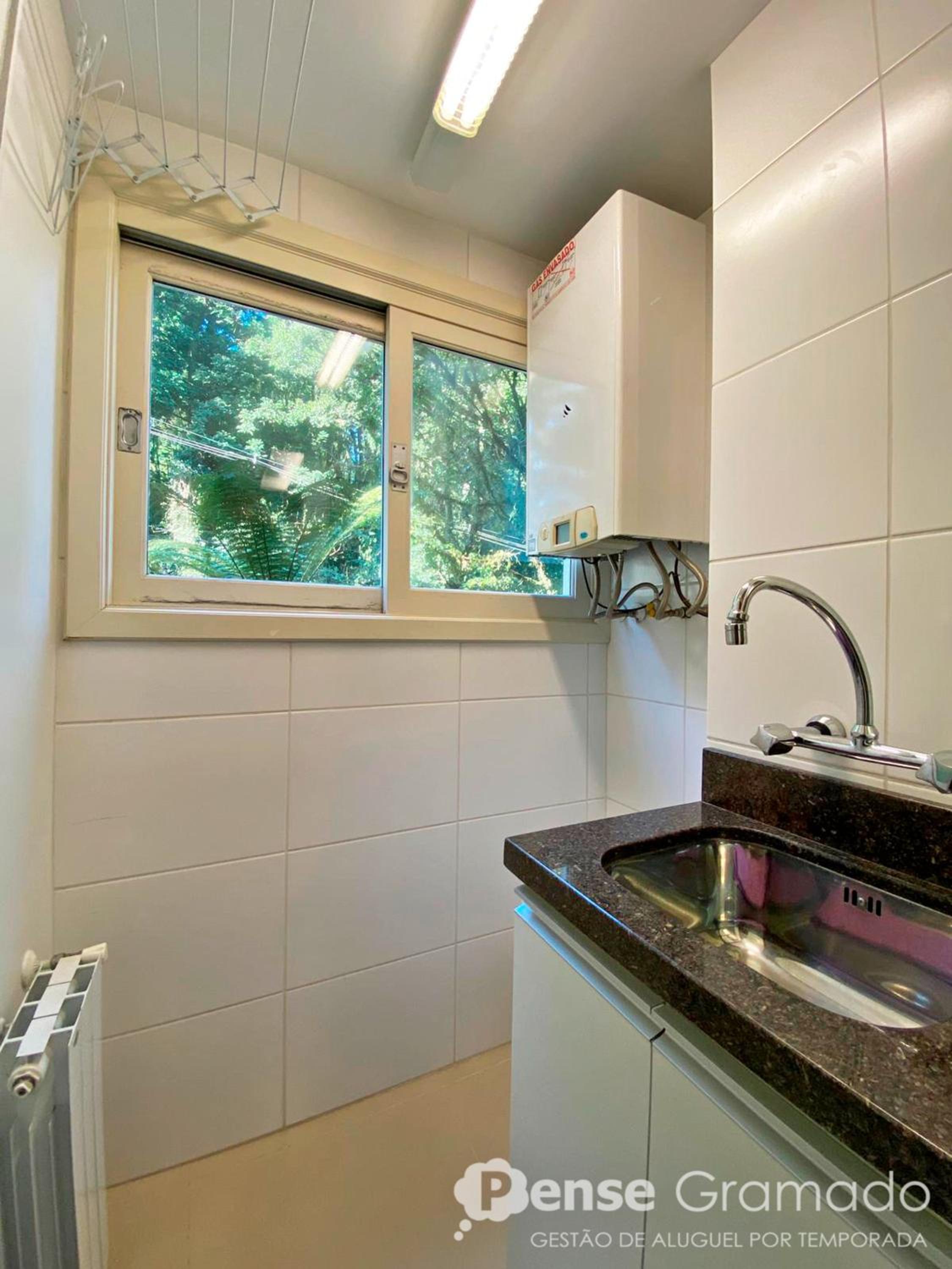 Apartamento 1 dormitório a 150m do Mini Mundo
