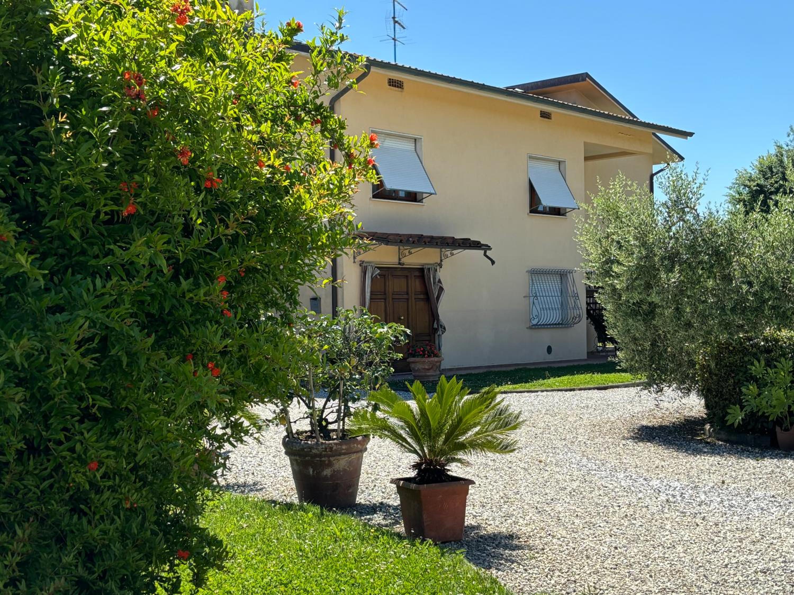 Casa corte degli olivi 1 view 4