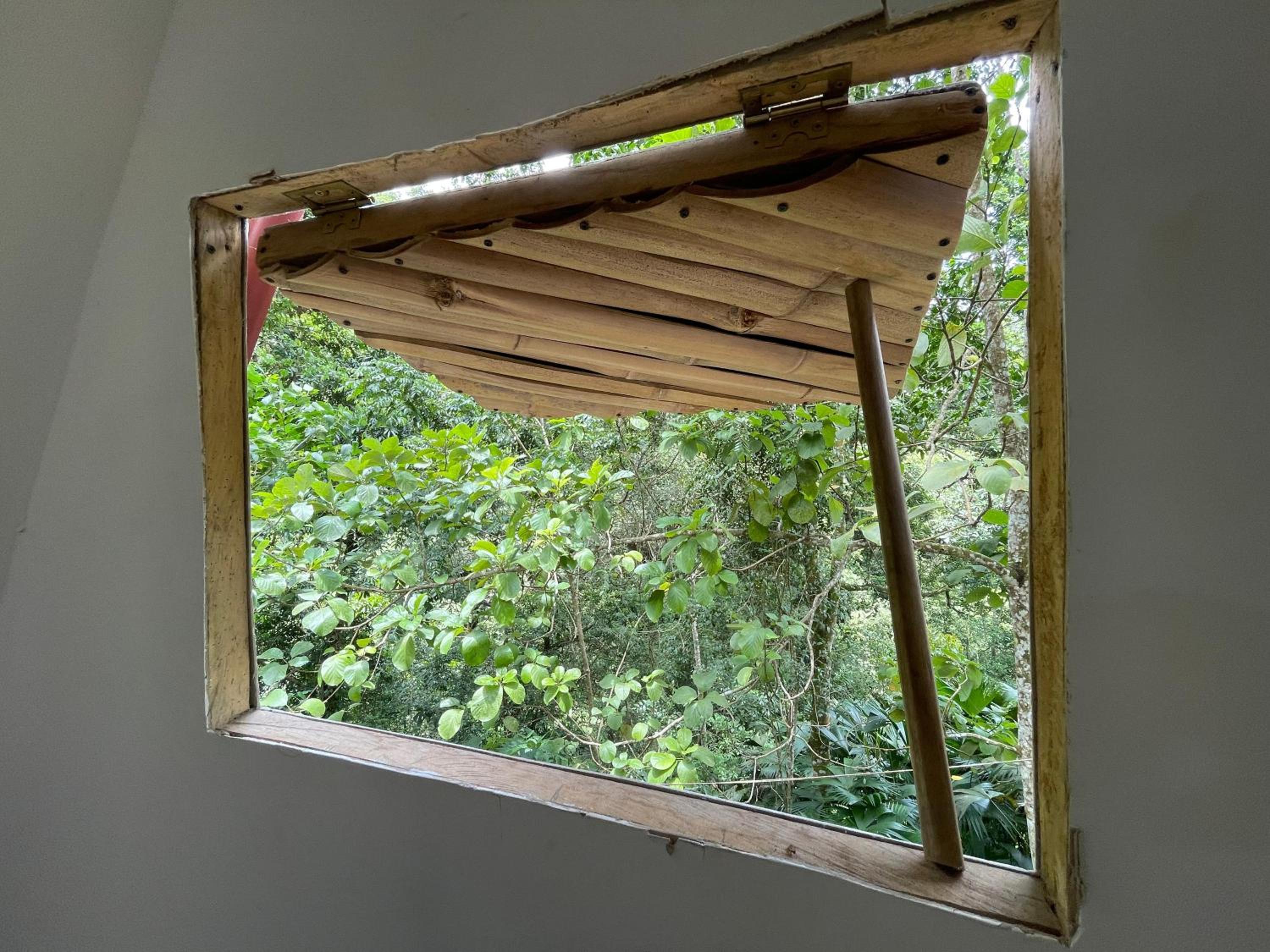 Cascada escondida glamping