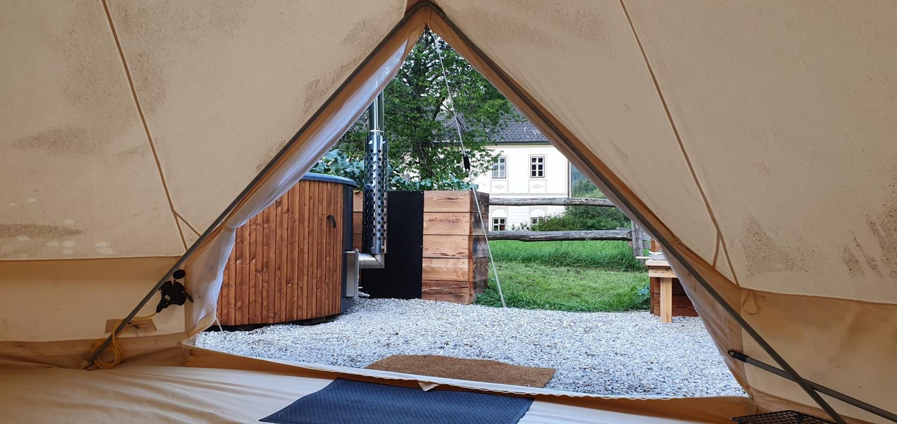 Wild Glamping in the Vienna Alps