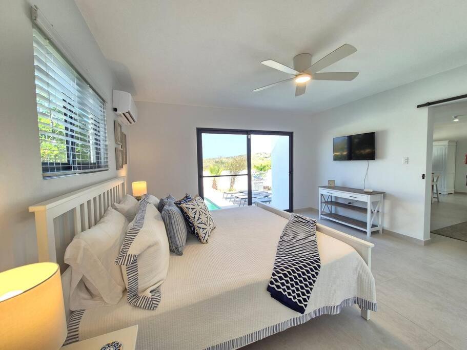 Casa Blanca Aruba