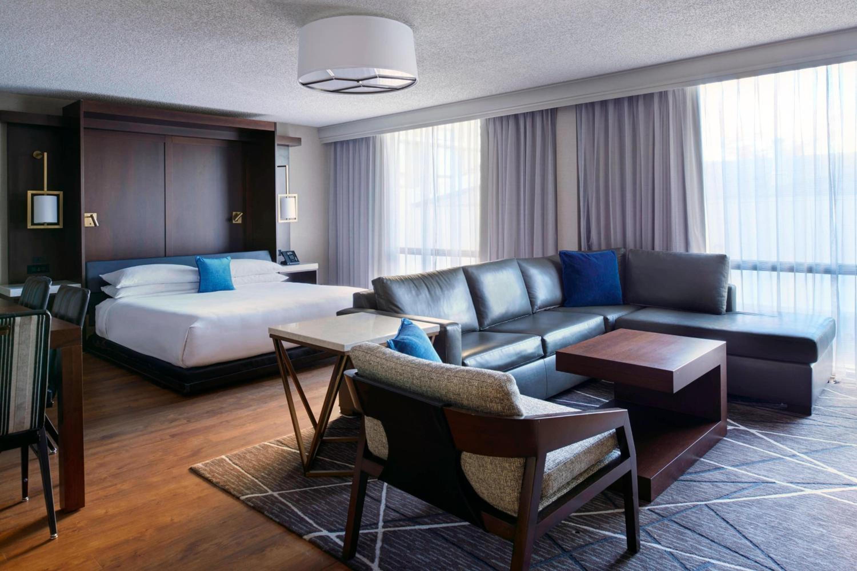 Kansas City Vacations - Kansas City Airport Marriott - Property Image 27