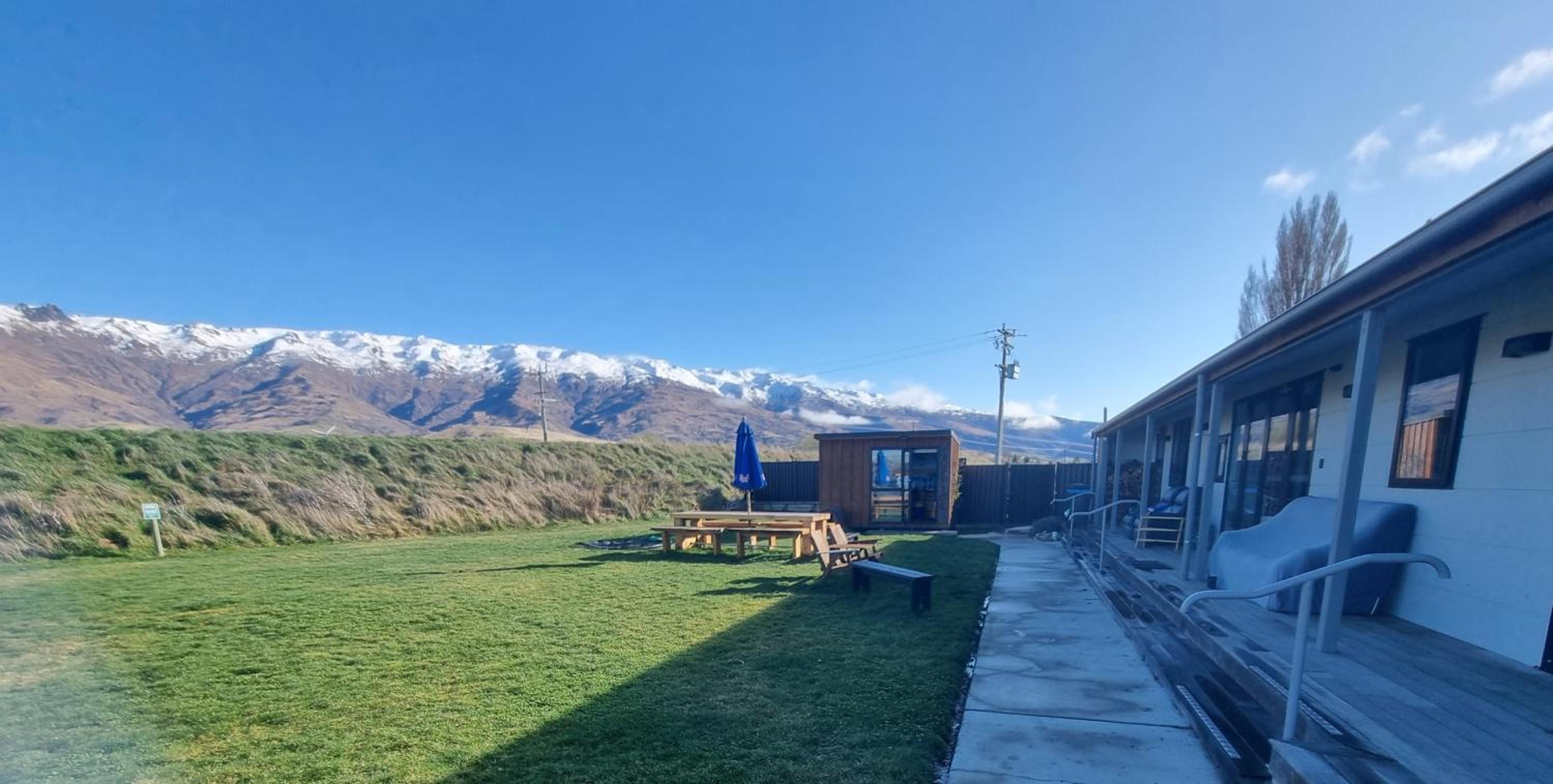 Hotel Penny's Drop Inn - Image 1