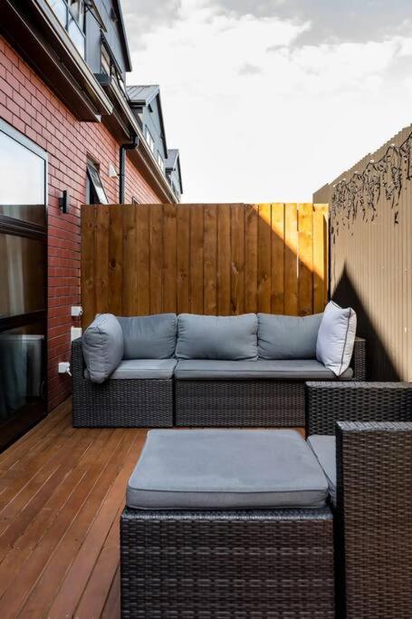 Contemporary Townhouse in Central Hamilton