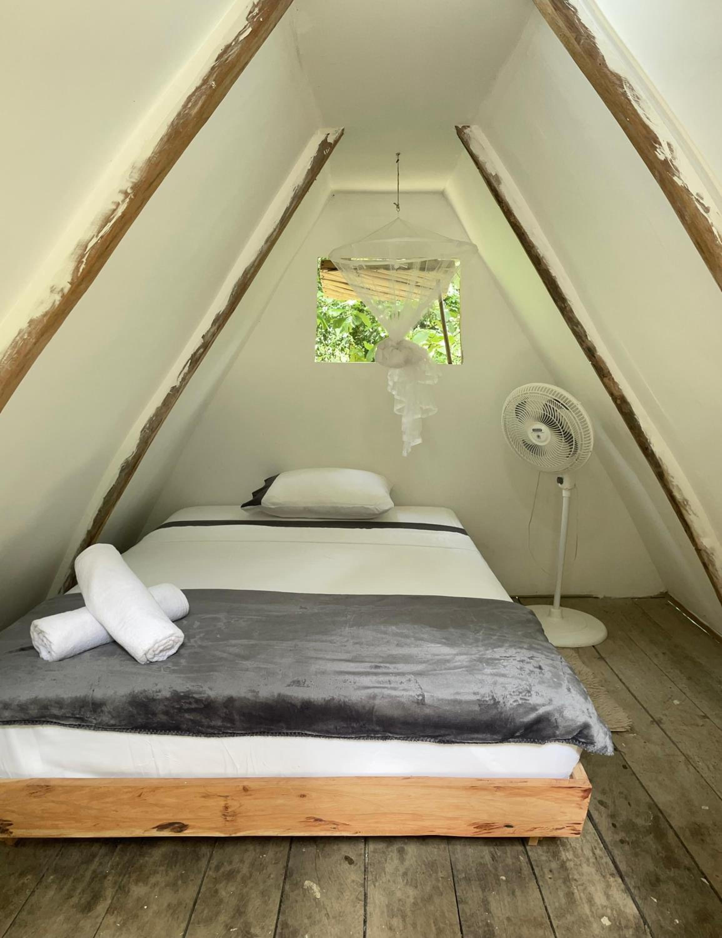 Cascada escondida glamping
