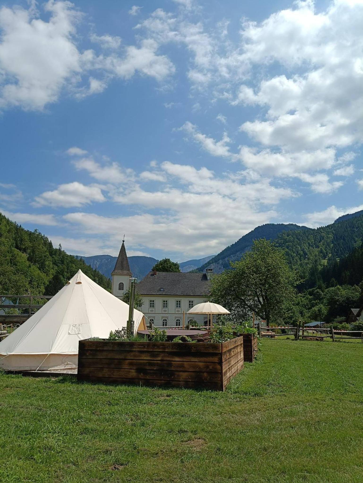 Wild Glamping in the Vienna Alps