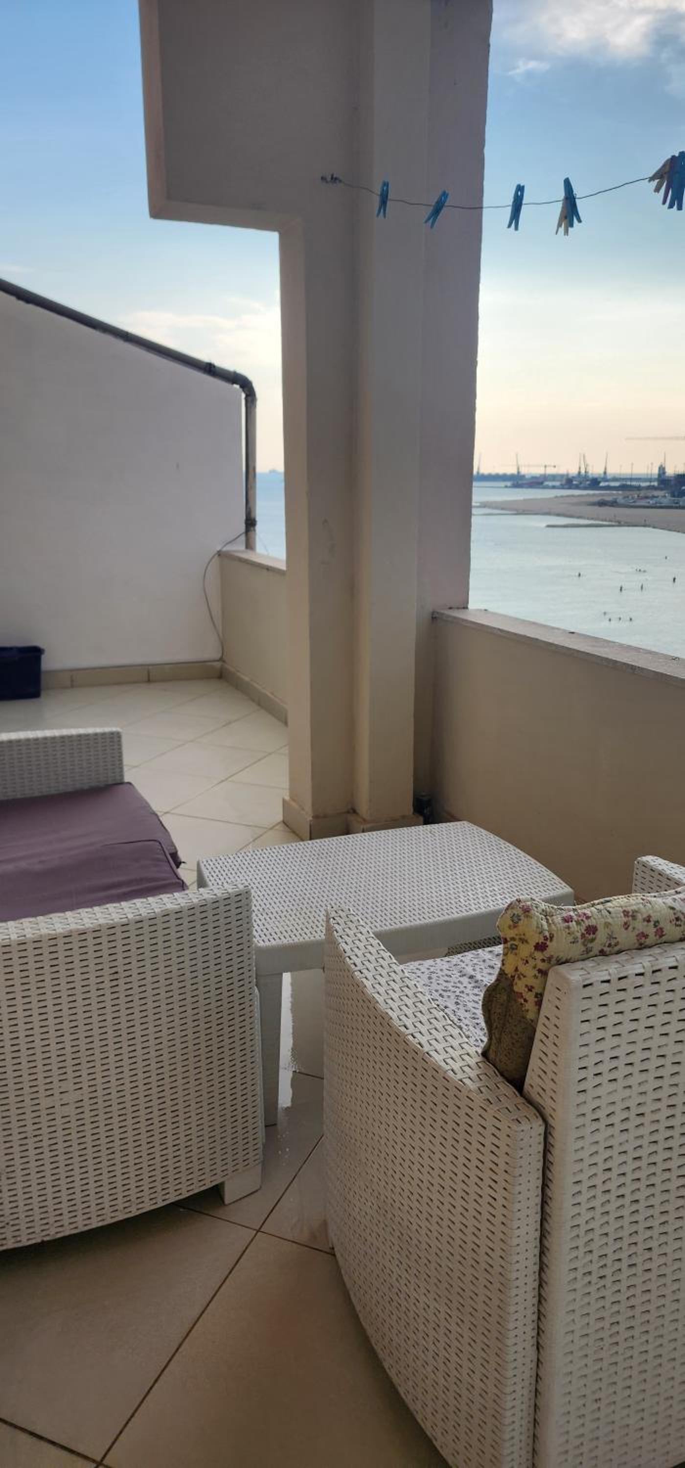 armando's apartment front on the sea