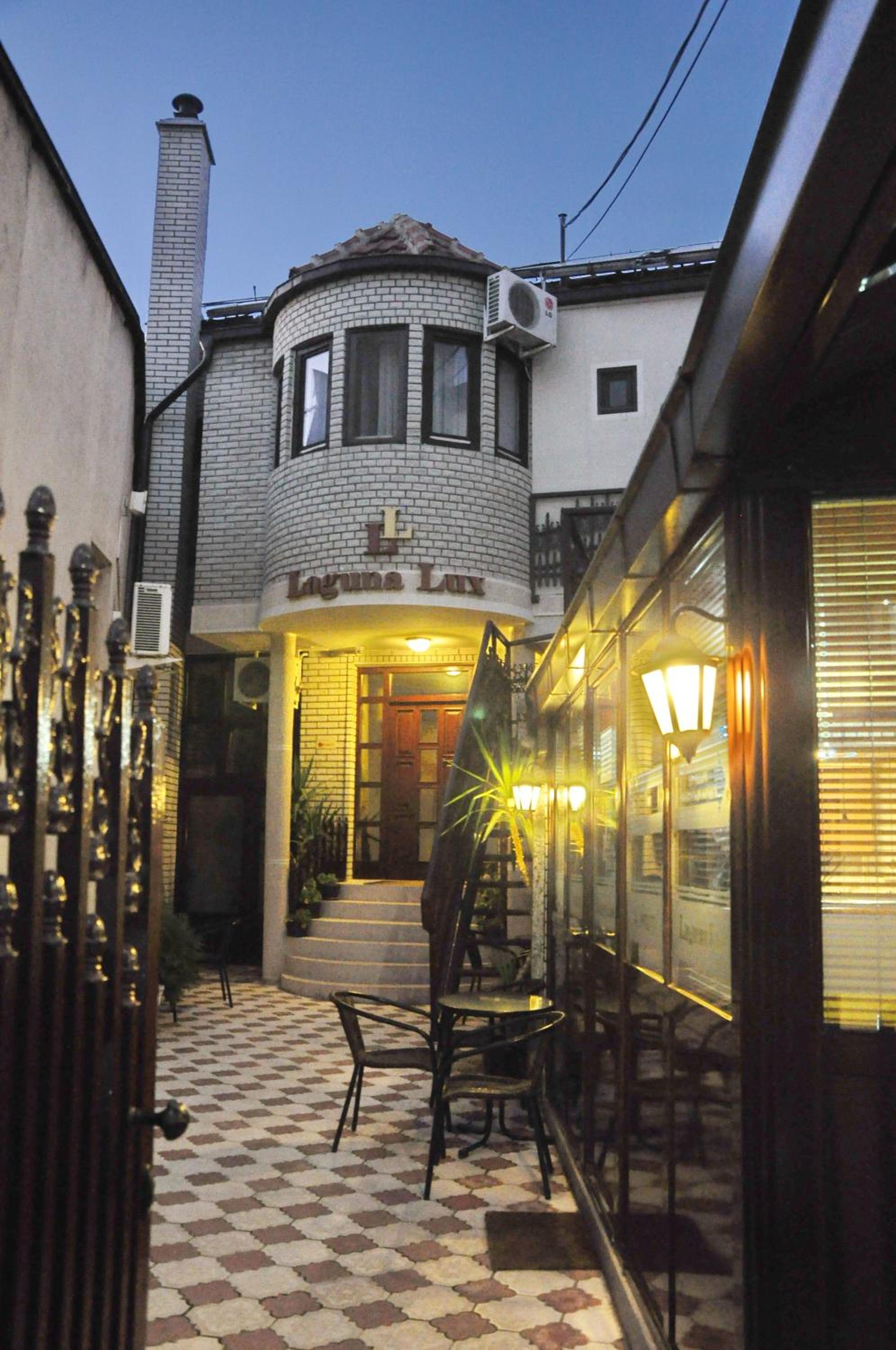 Photo 47