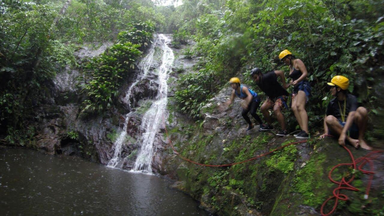 Cascada escondida glamping