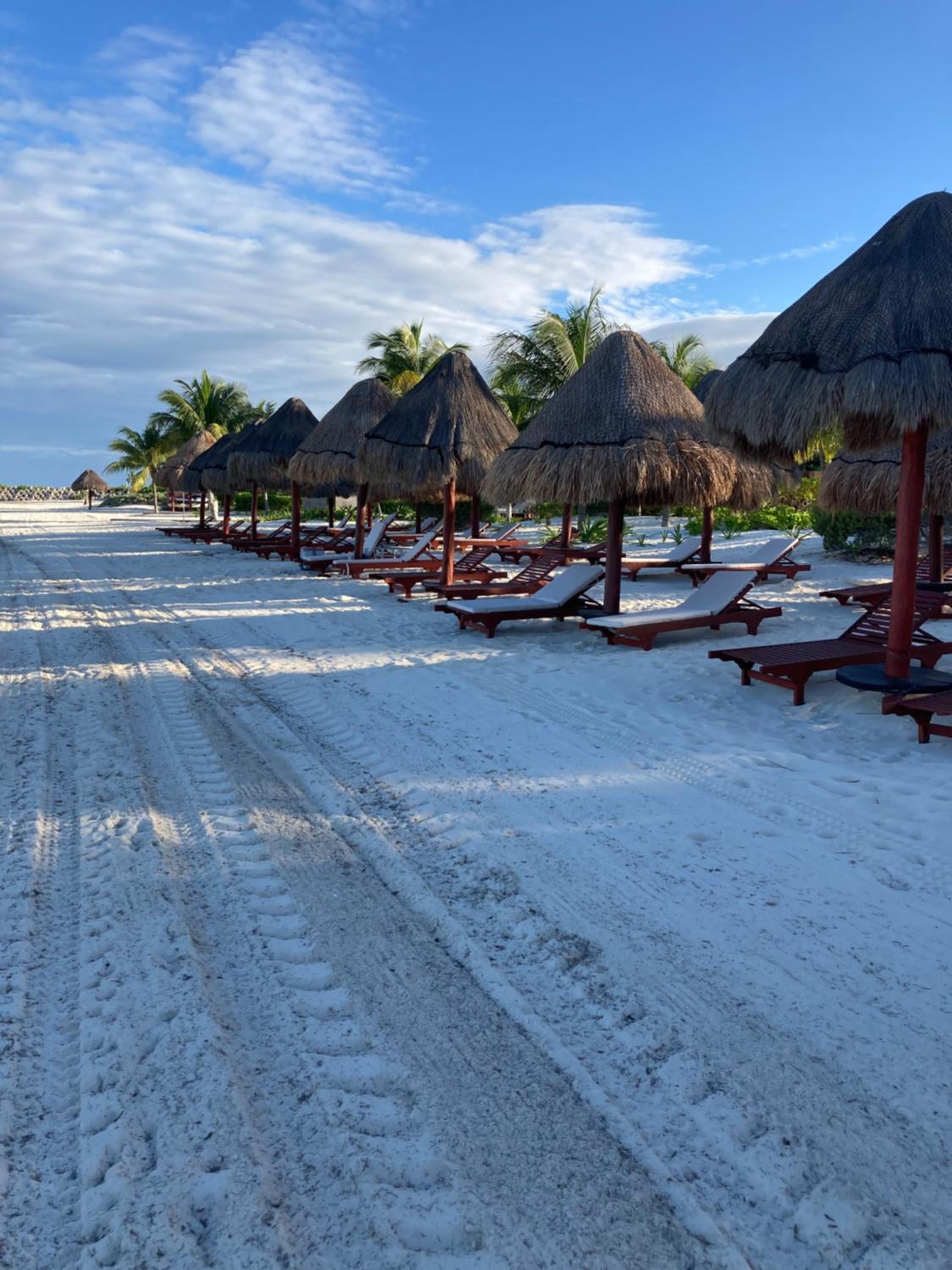 Depa en Playa Resort Baja Densidad solo Rentas Largo Plazo 90d o más