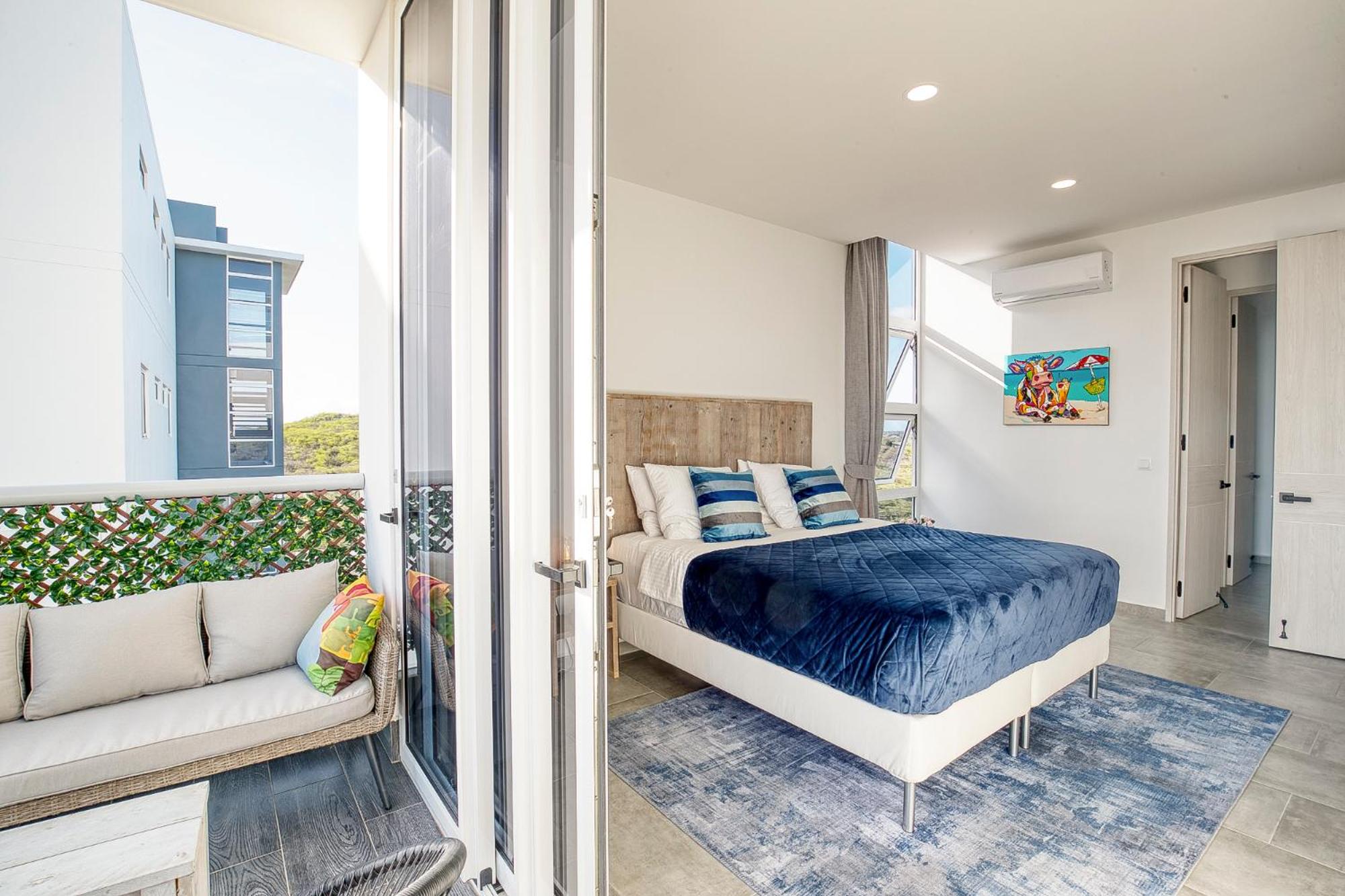 Magna Vista Apartment Pool and Gym