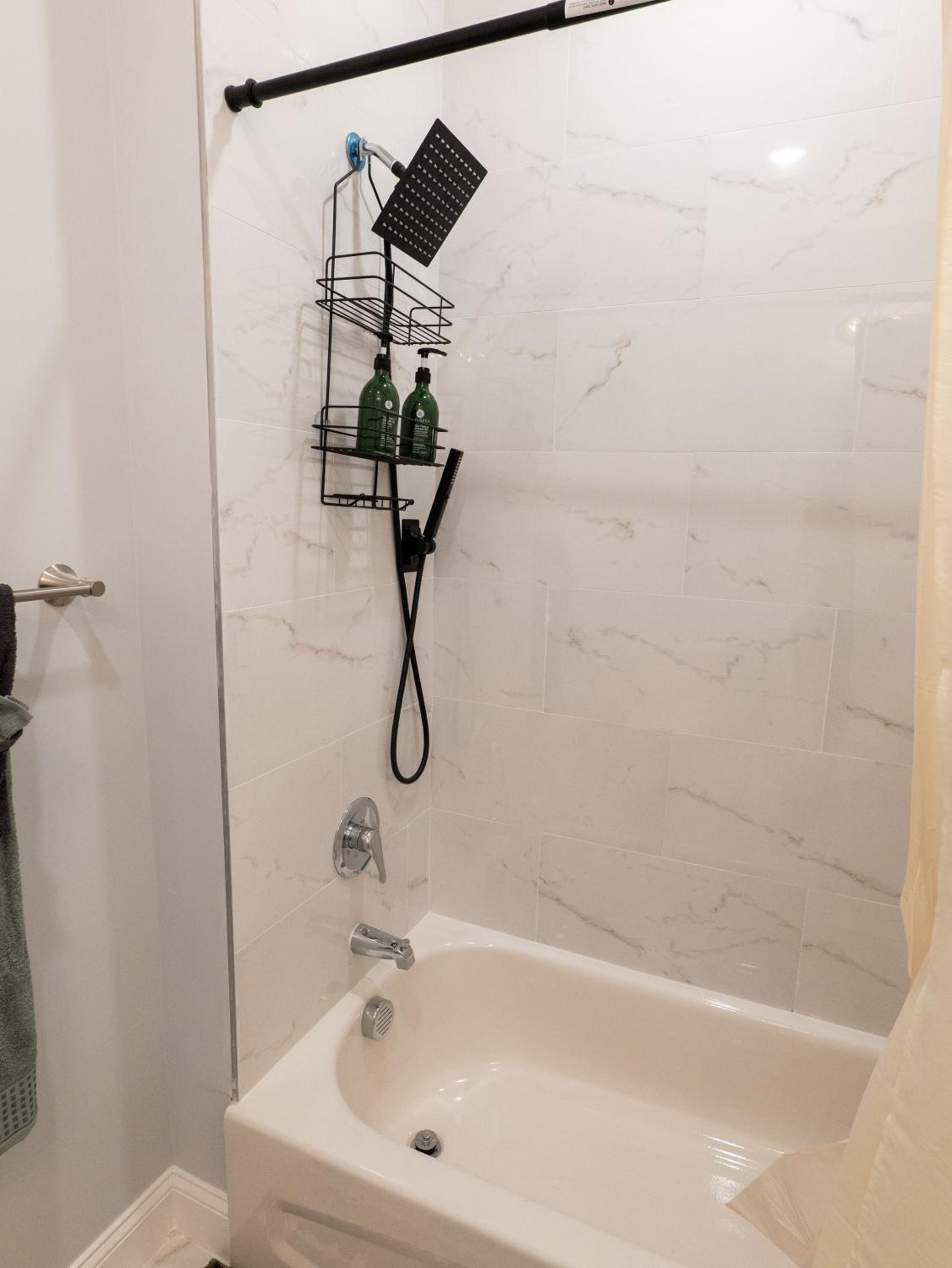 4 New Apts - 3 Bed Apt 1st Floor & 3 Bed Apt 2nd Floor - 1 Bed Studio Apt Ground Floor & 1 Bed Studio Apt Ground Floor near Penn Station EWR Airport Beth I, photo 45