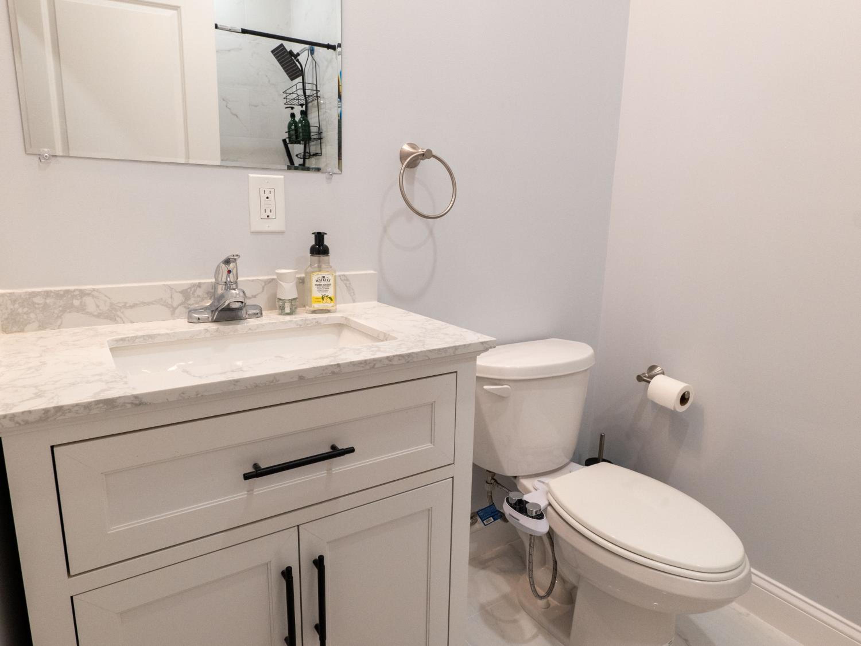 4 New Apts - 3 Bed Apt 1st Floor & 3 Bed Apt 2nd Floor - 1 Bed Studio Apt Ground Floor & 1 Bed Studio Apt Ground Floor near Penn Station EWR Airport Beth I, photo 110