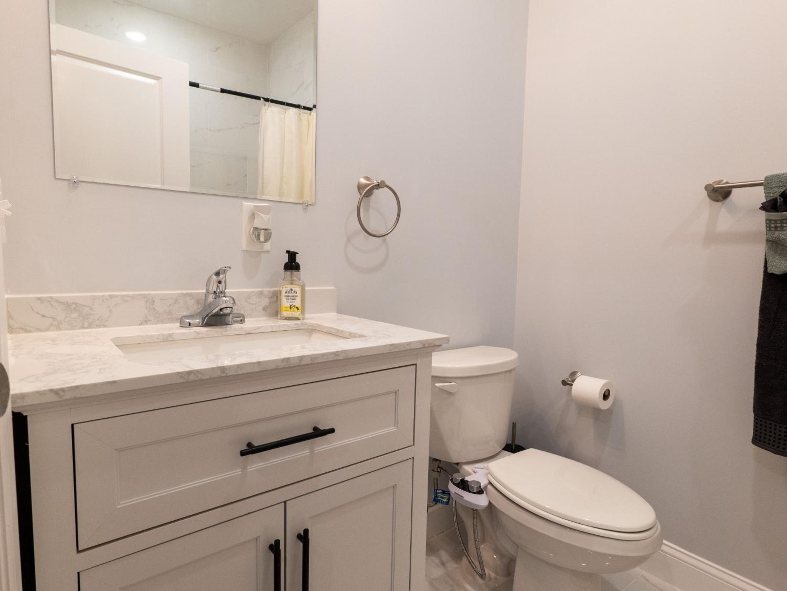 4 New Apts - 3 Bed Apt 1st Floor & 3 Bed Apt 2nd Floor - 1 Bed Studio Apt Ground Floor & 1 Bed Studio Apt Ground Floor near Penn Station EWR Airport Beth I, photo 152