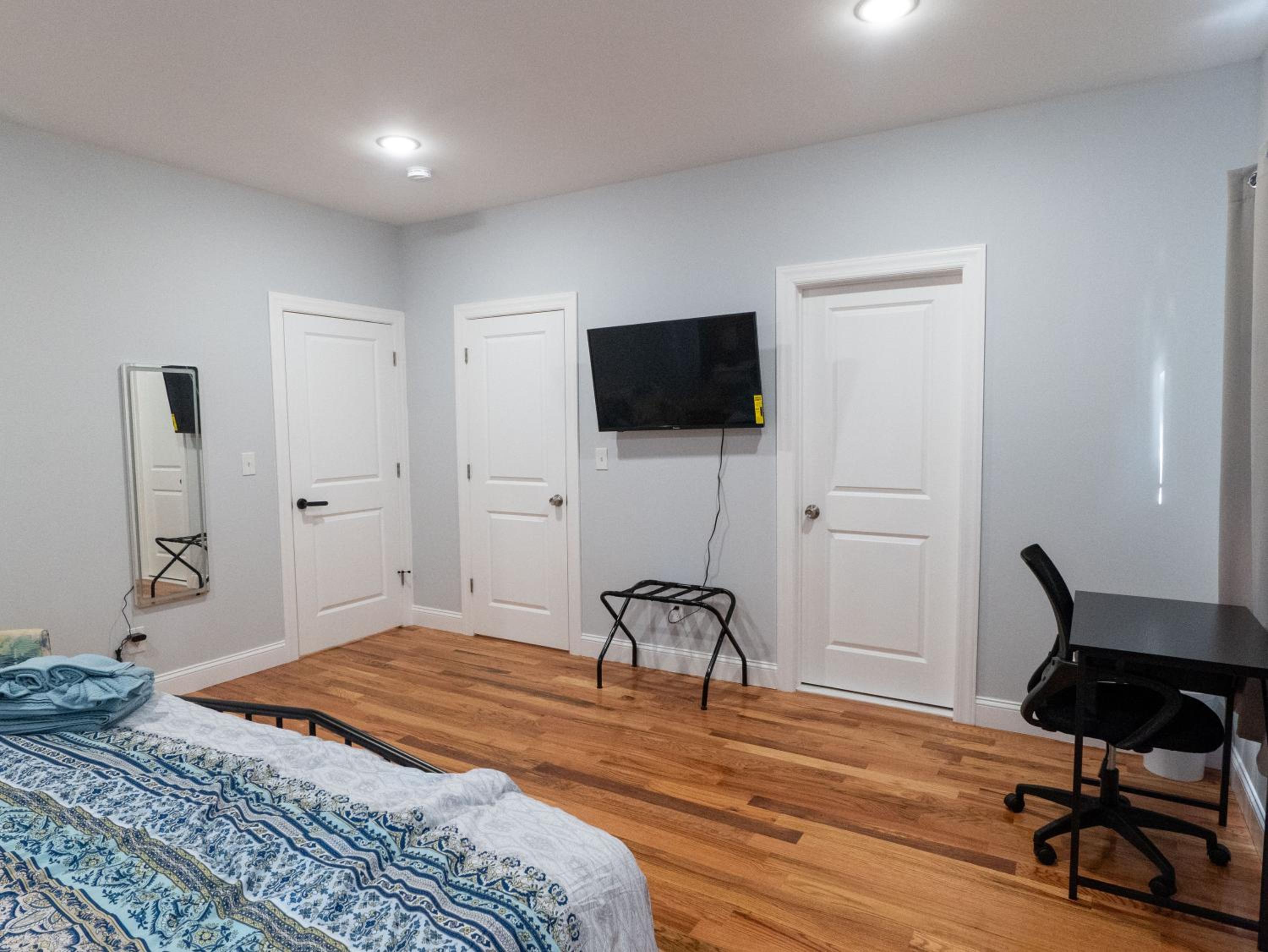4 New Apts - 3 Bed Apt 1st Floor & 3 Bed Apt 2nd Floor - 1 Bed Studio Apt Ground Floor & 1 Bed Studio Apt Ground Floor near Penn Station EWR Airport Beth I, photo 74
