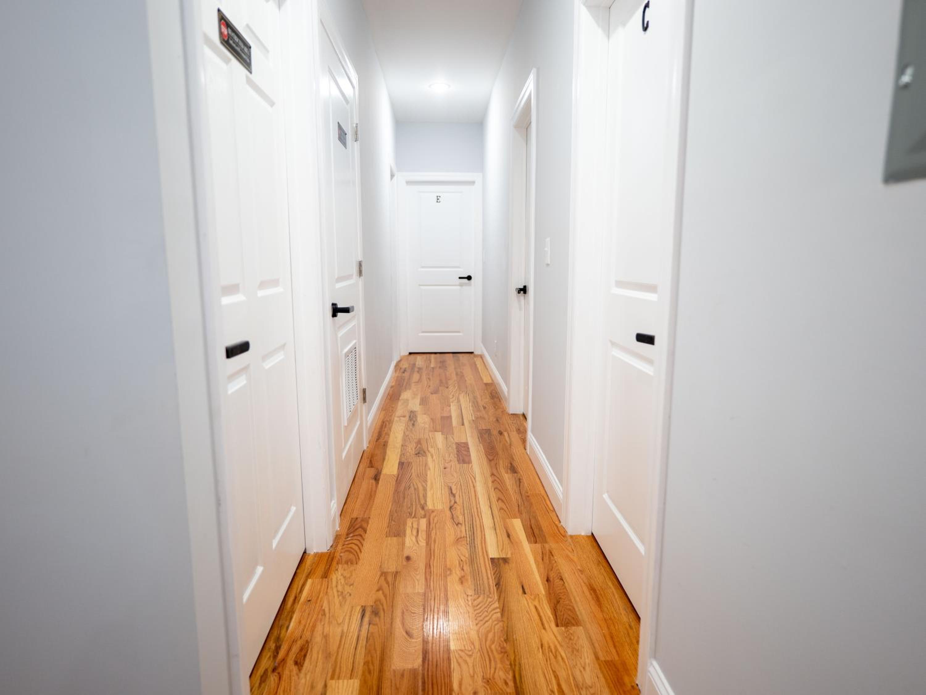 4 New Apts - 3 Bed Apt 1st Floor & 3 Bed Apt 2nd Floor - 1 Bed Studio Apt Ground Floor & 1 Bed Studio Apt Ground Floor near Penn Station EWR Airport Beth I, photo 42